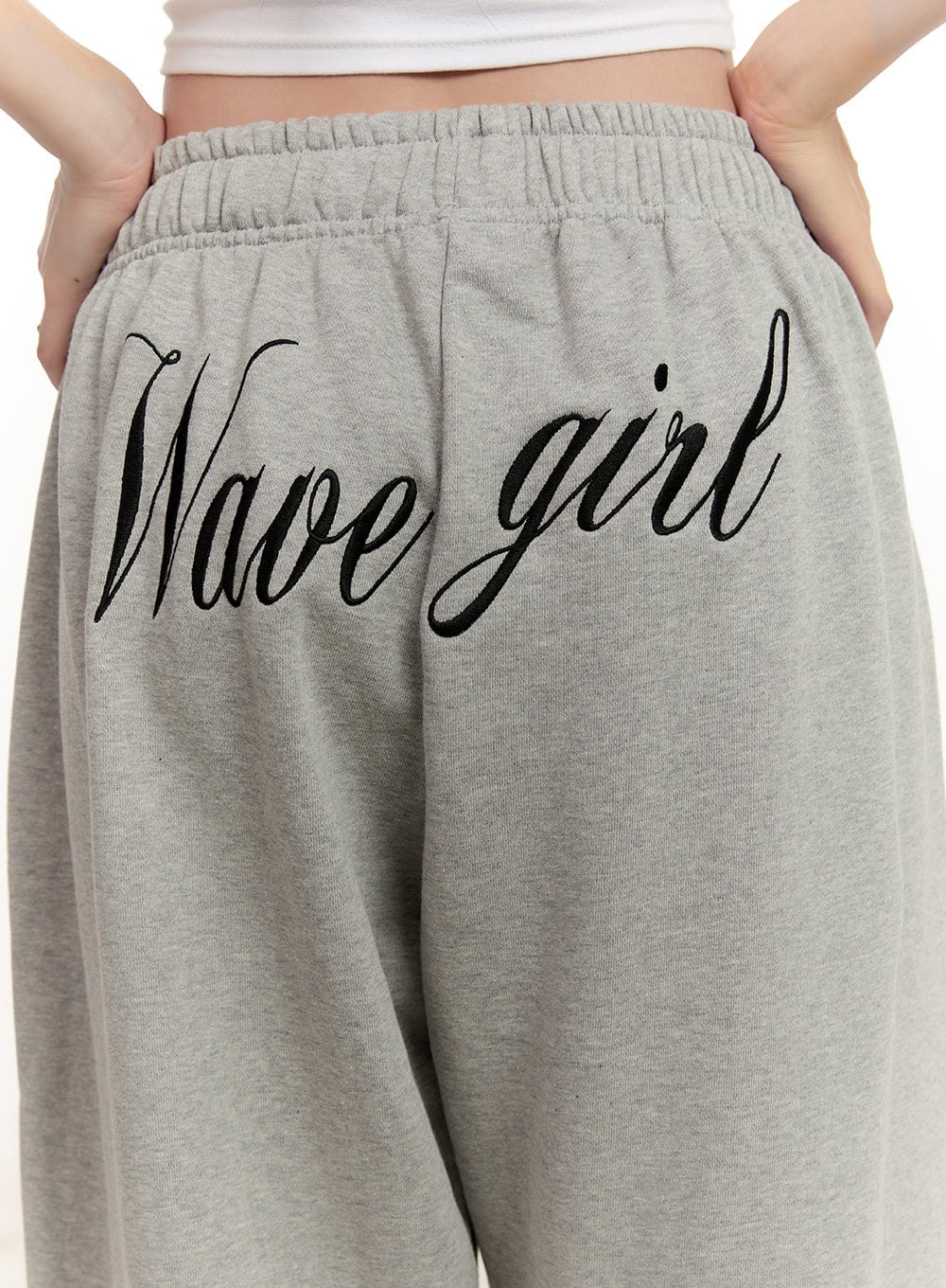 Embroidered Wide-Leg Sweatpants CM507