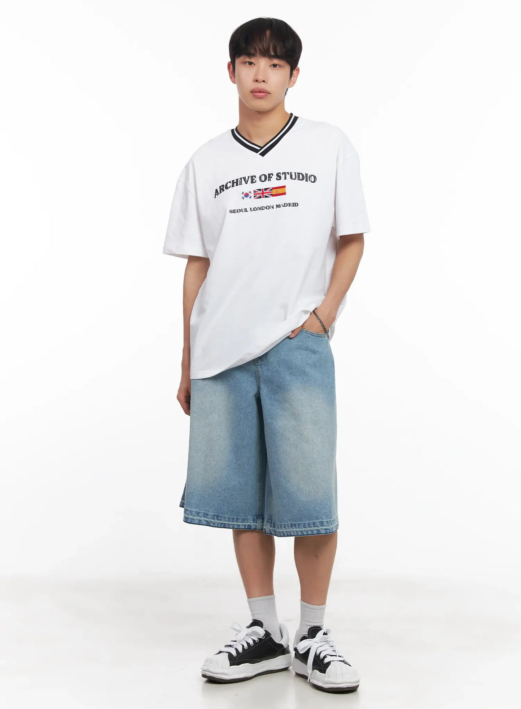 Men's V-Neck Two-Tone Tee IU518