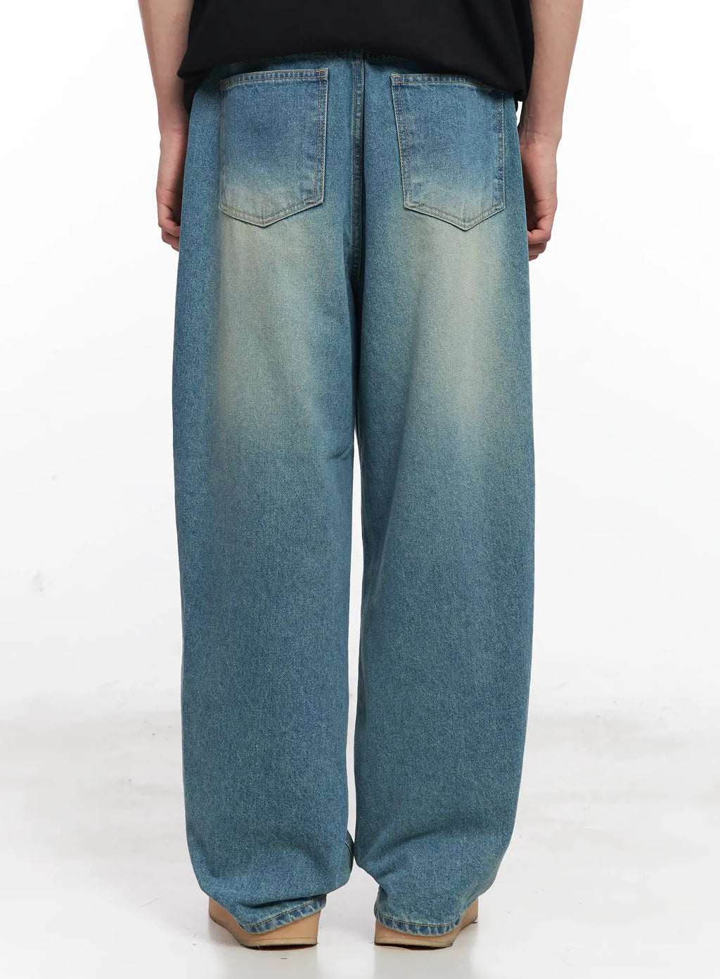 Men's Relaxed Light Blue-Wash Jeans IL501