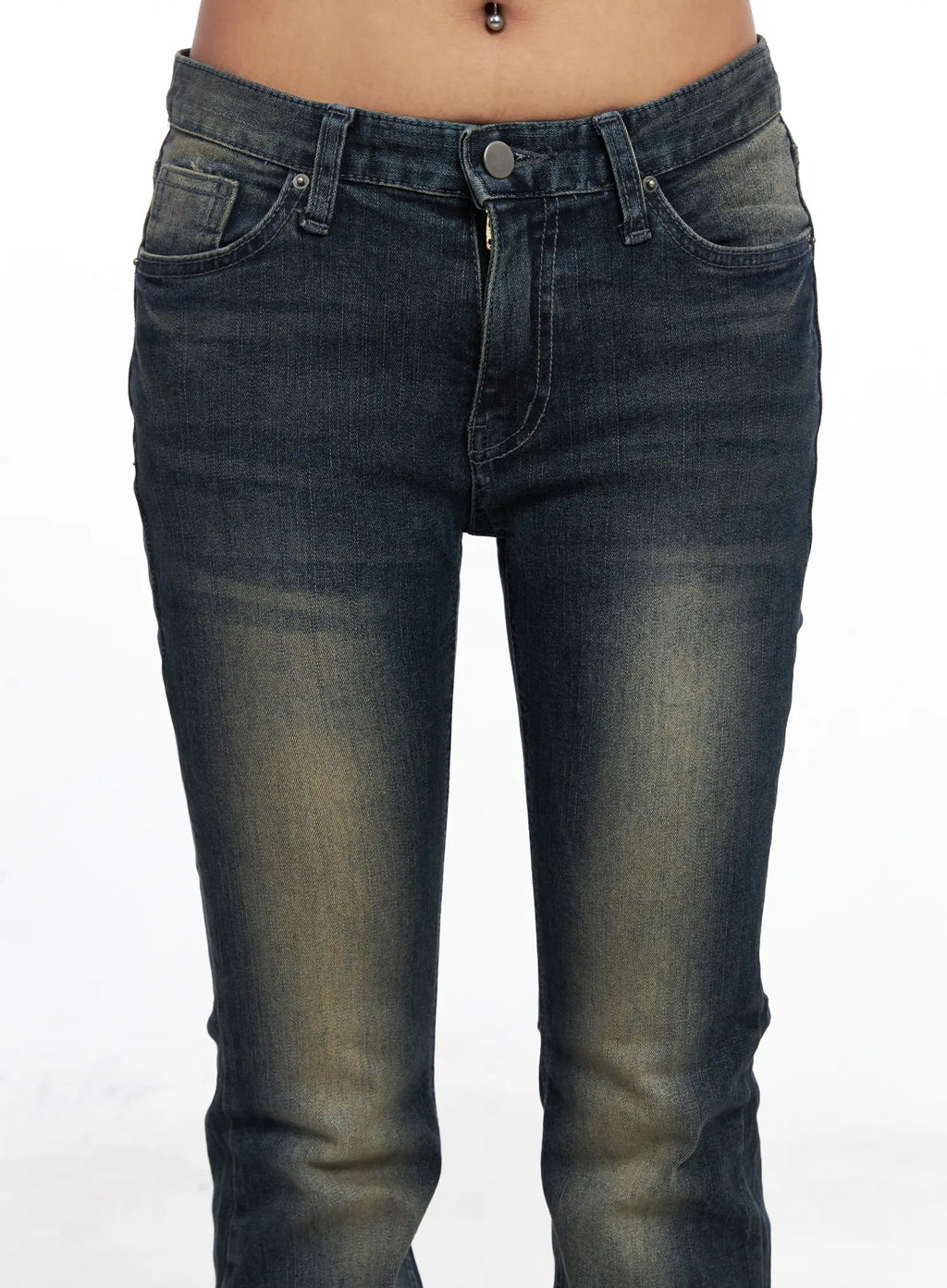 Elodie Vintage Washed Slim Flared Jeans CO510