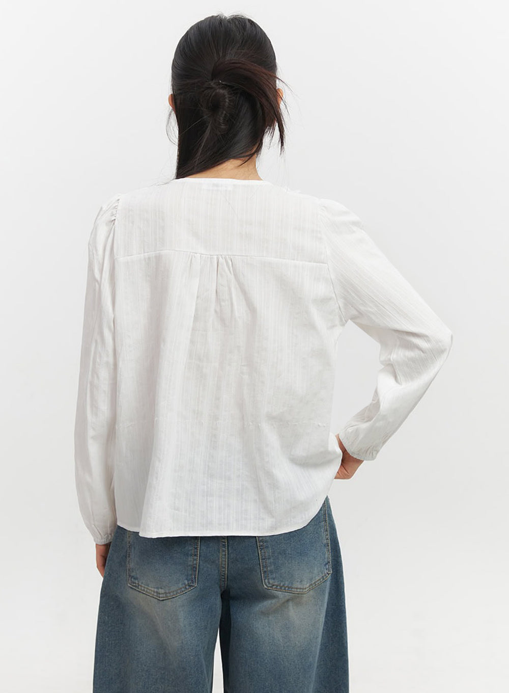 Lace-Trim Loose-Fit Blouse IF511