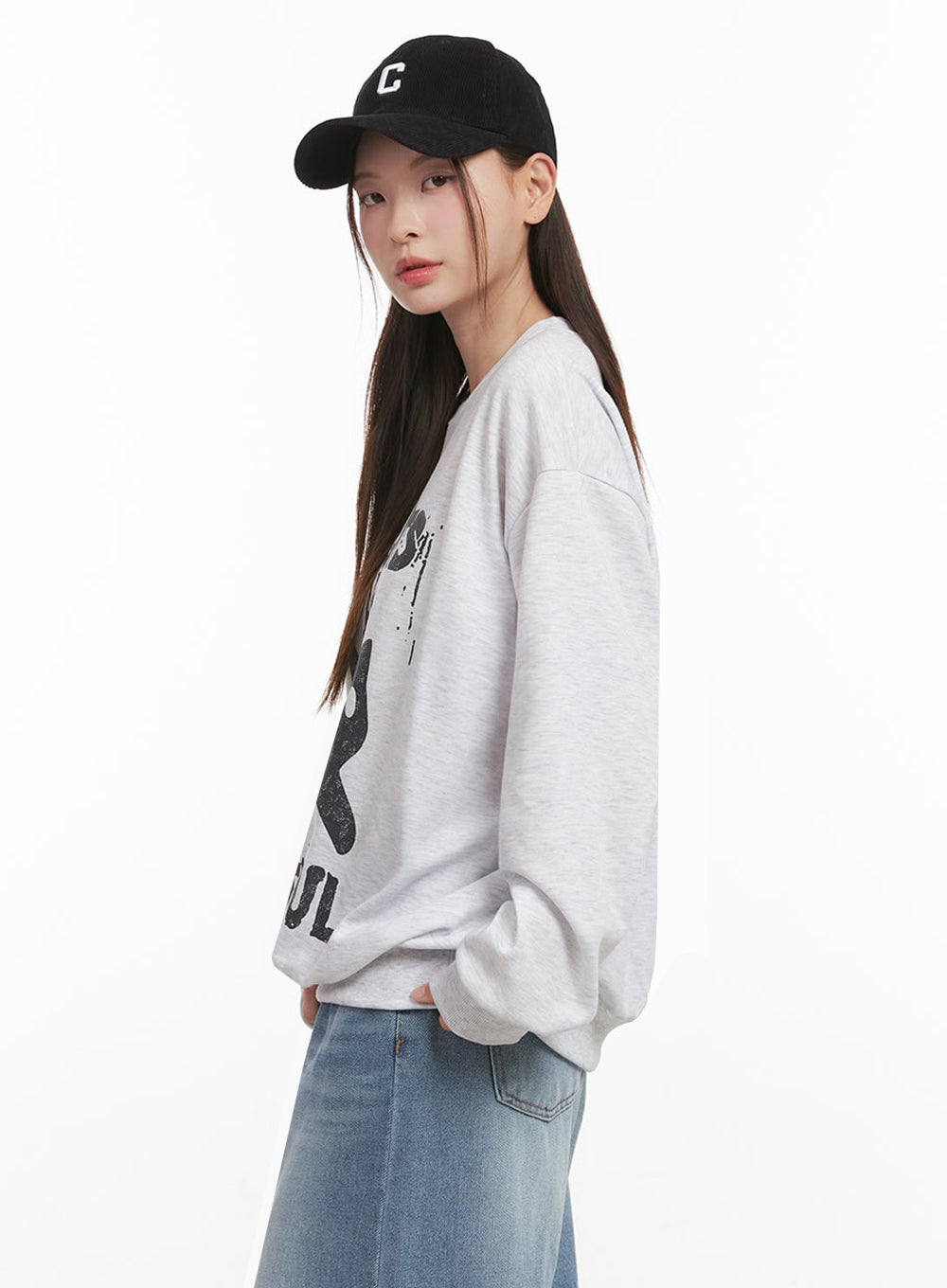 Oversized Cat Graphic Crew Neck IJ527
