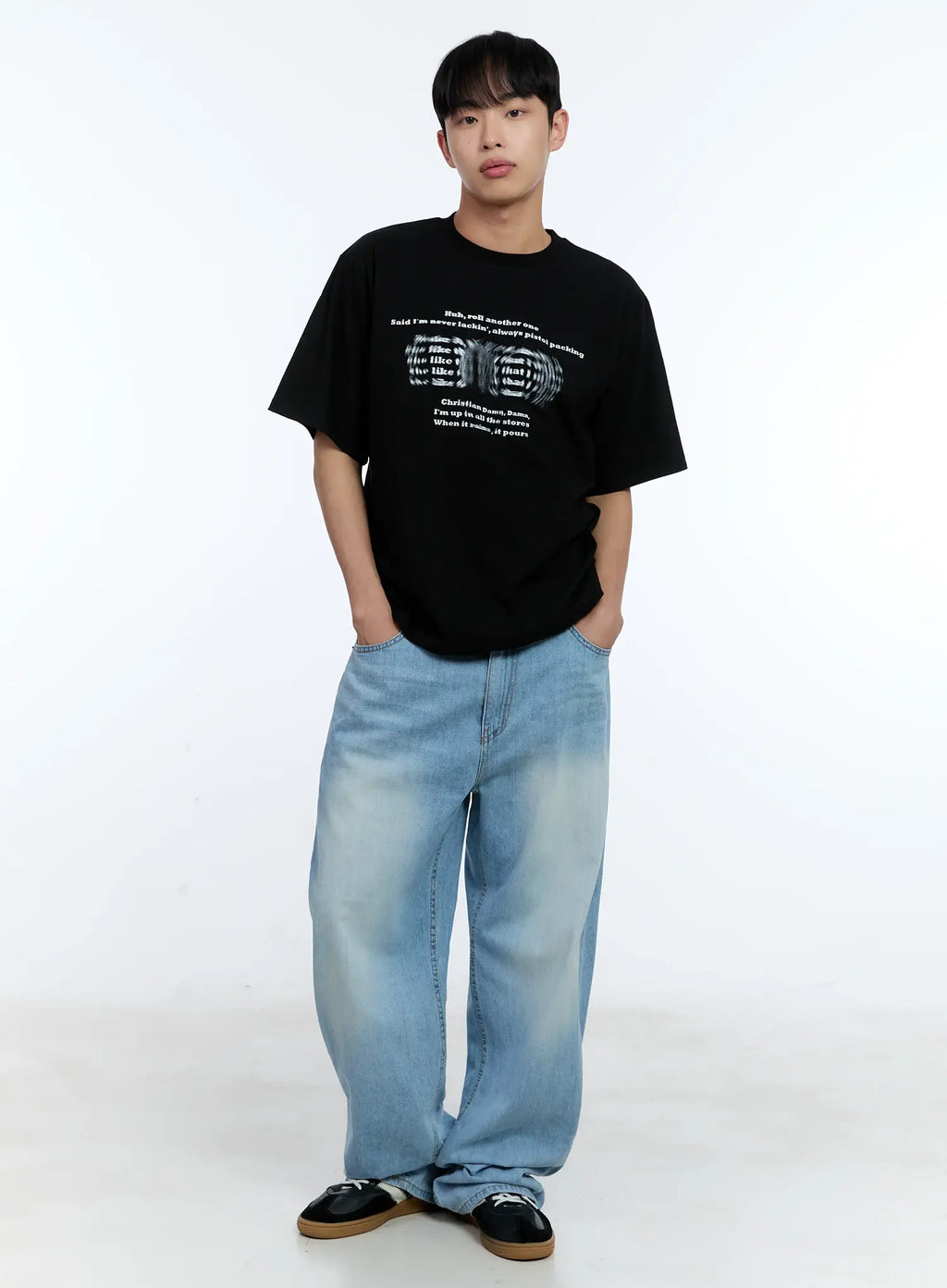 Men's Blurred Graphic Tee IL517