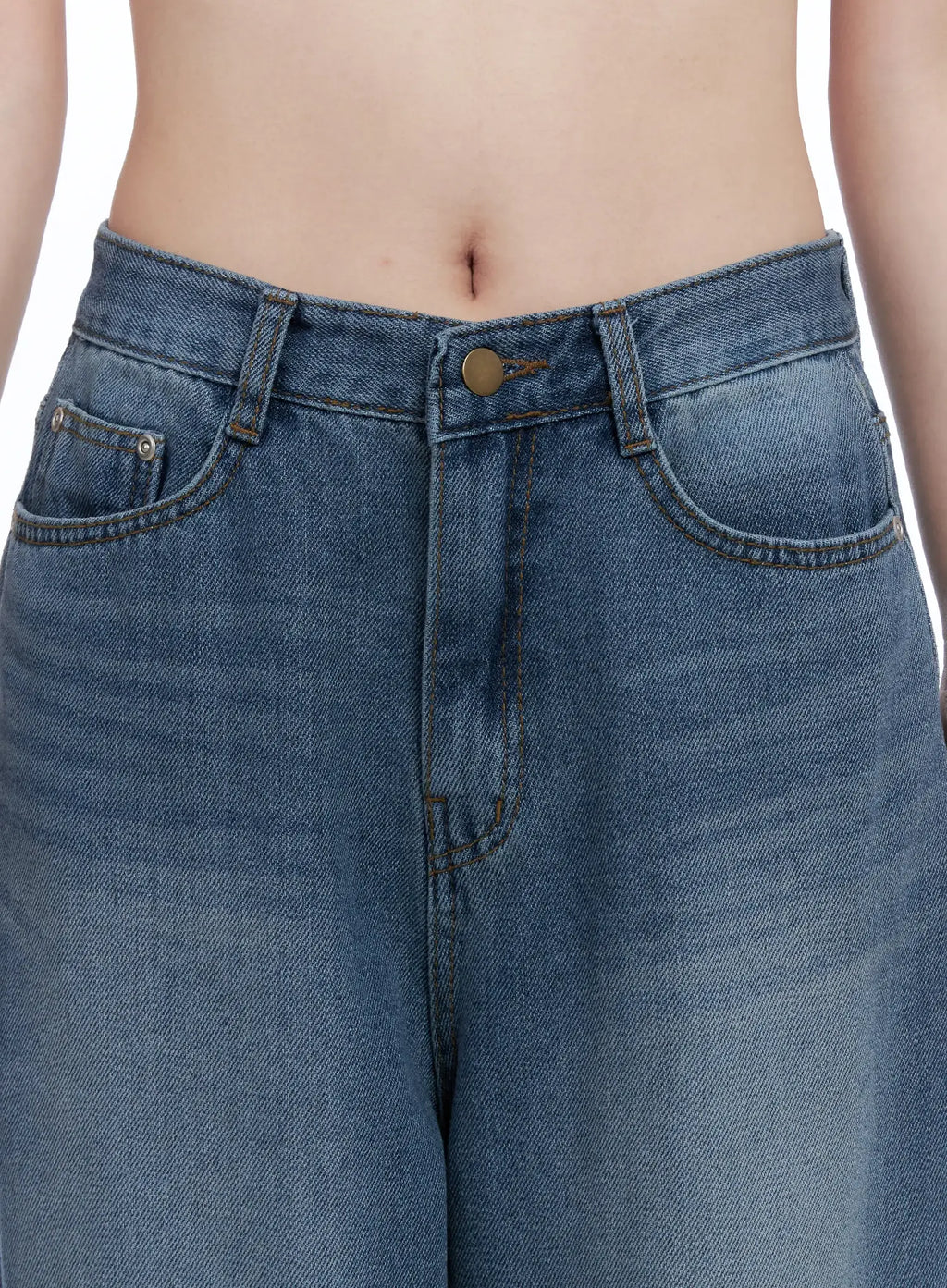 Margot Low-Rise Washed Wide-Leg Jeans CS501