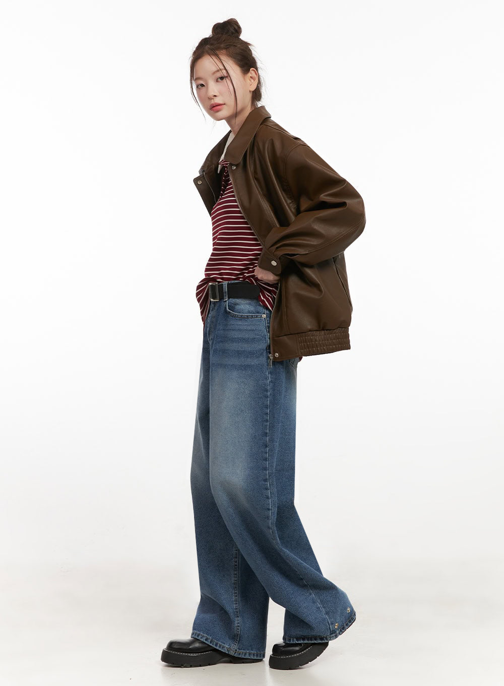 Alyssa Washed Wide-Fit Jeans IJ527