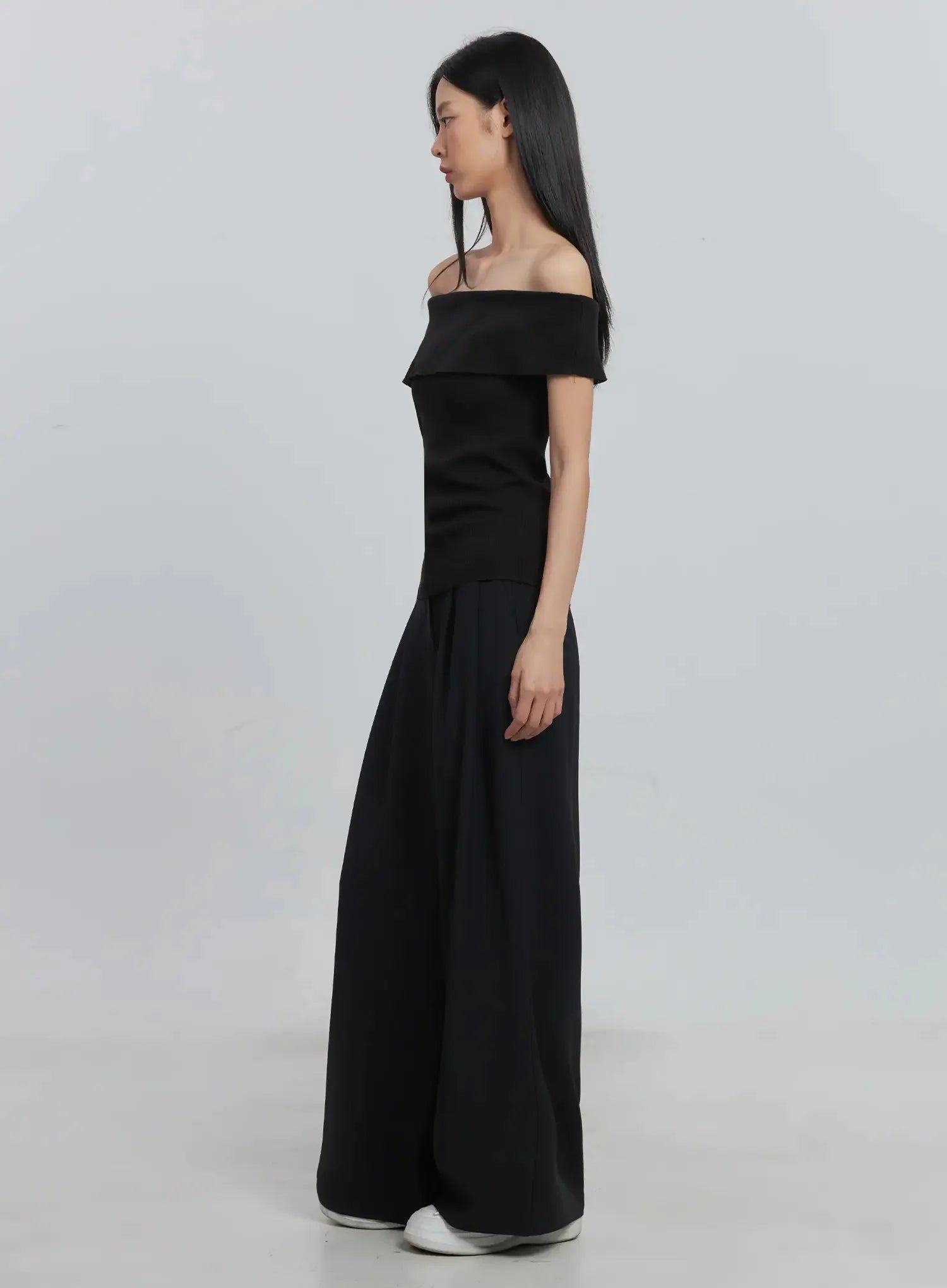 Off-Shoulder Linen Blouse IU512