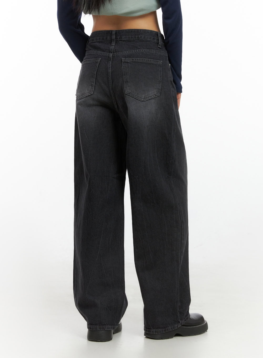 Haven Black-Washed Wide Jeans IS427