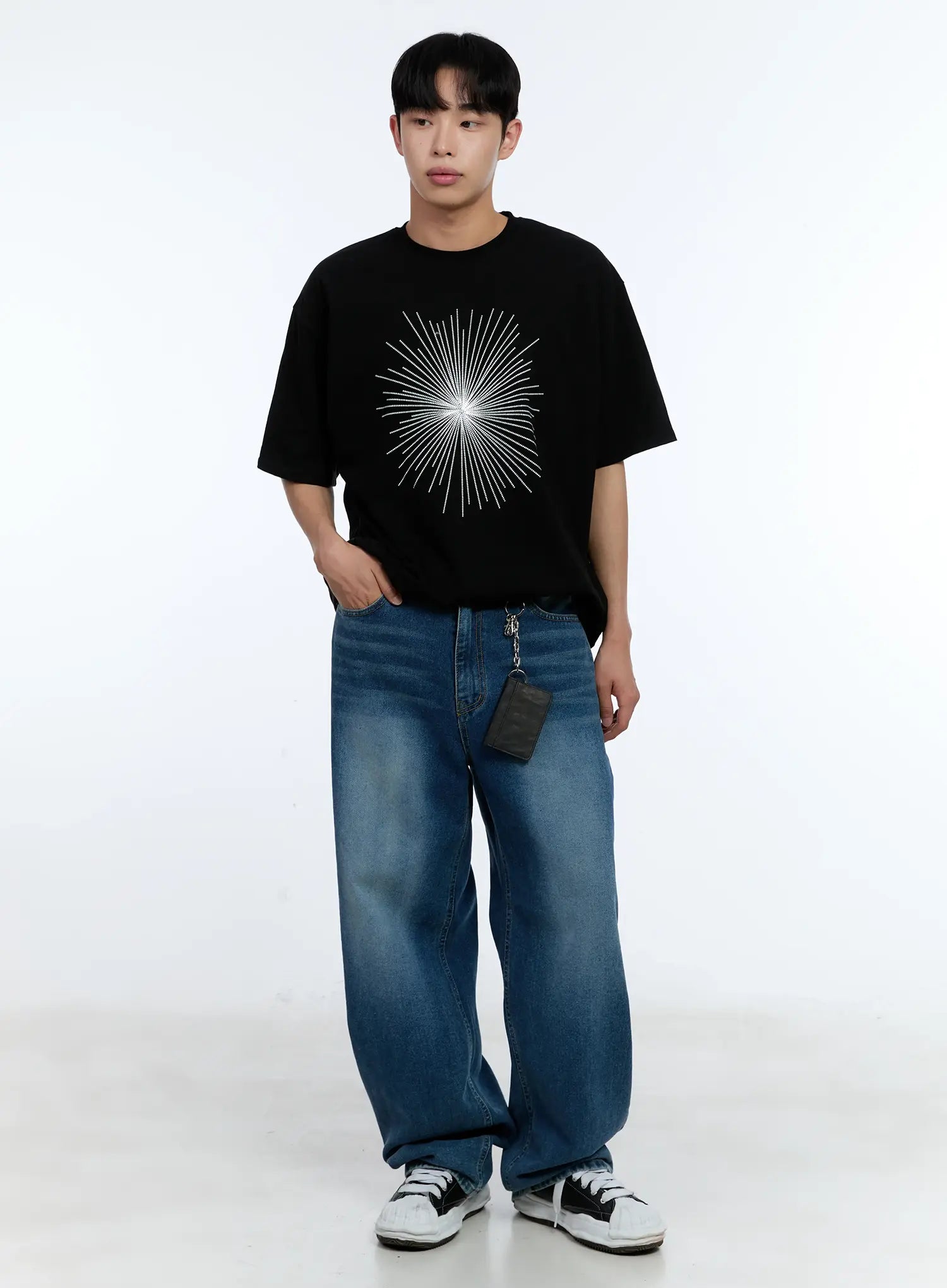 Men's Starburst Graphic Tee IL515