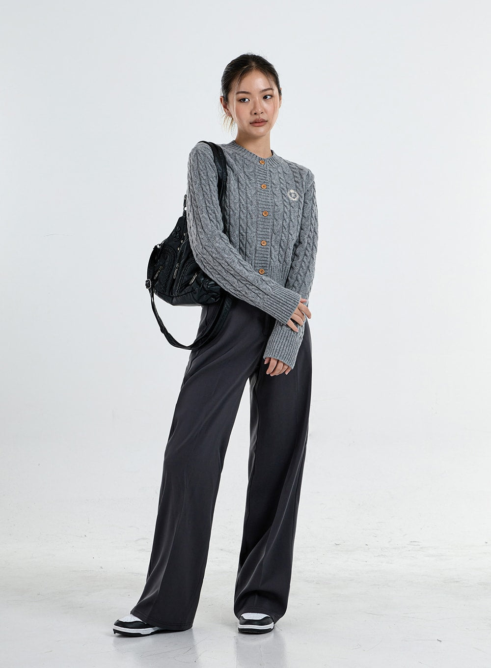 Button Embroidery Crop Knit Cardigan CO06