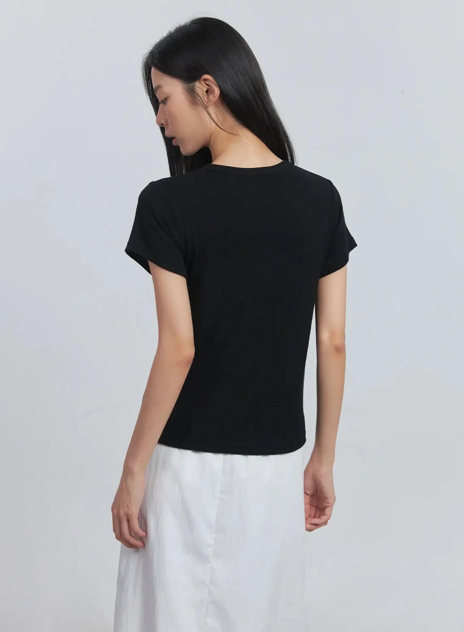 Loose-Fit Short-Sleeve Tee IU512