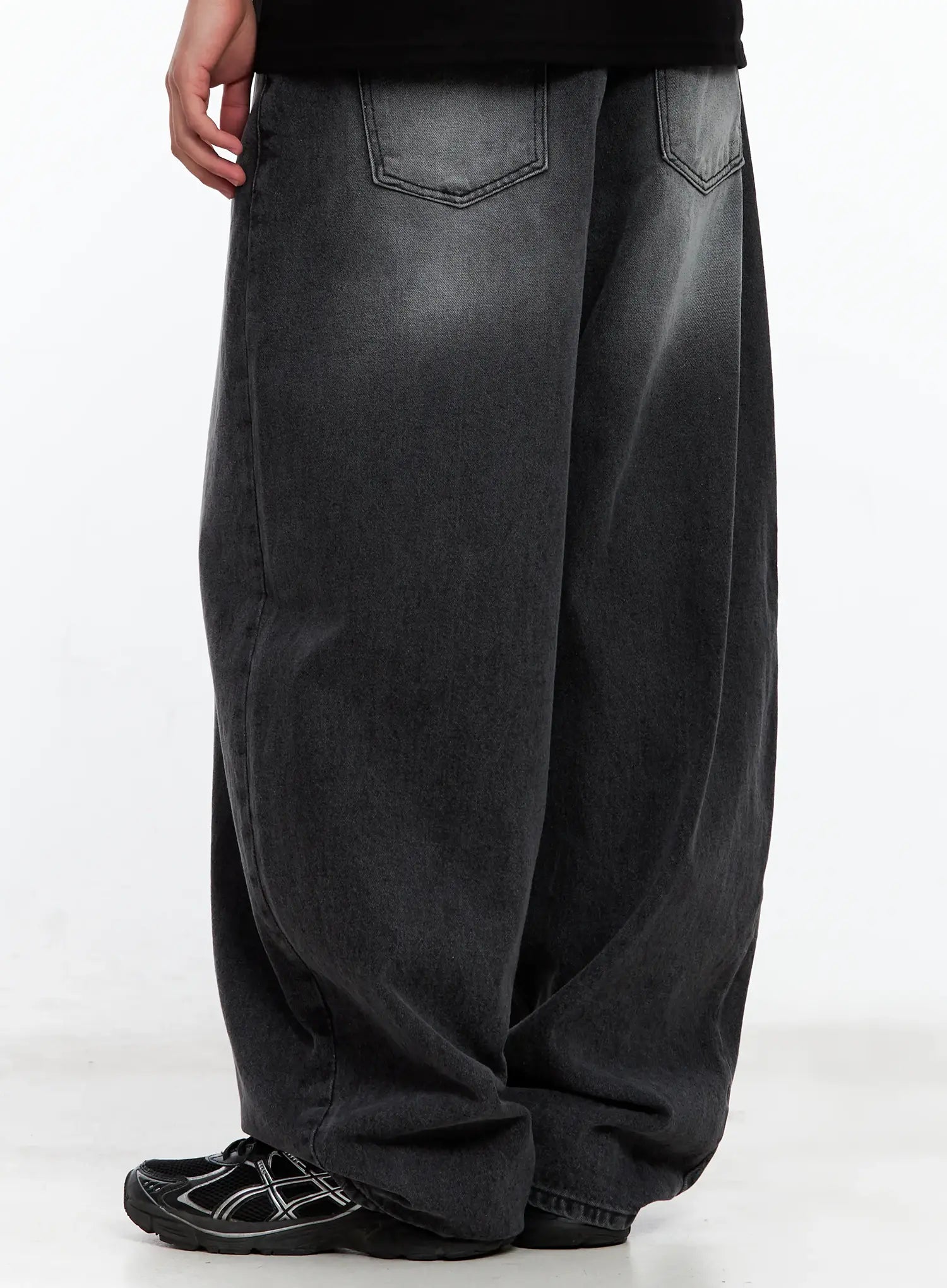 Men's Wide Balloon-Fit Denim Jeans IL514