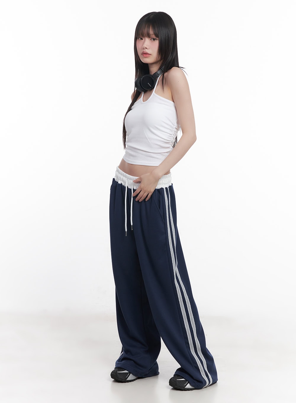 Slim-Fit Halter Cami CU506