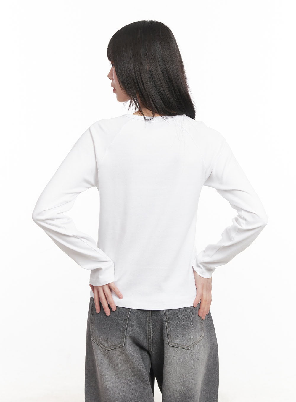 "93" Graphic Long Sleeve Top CM520