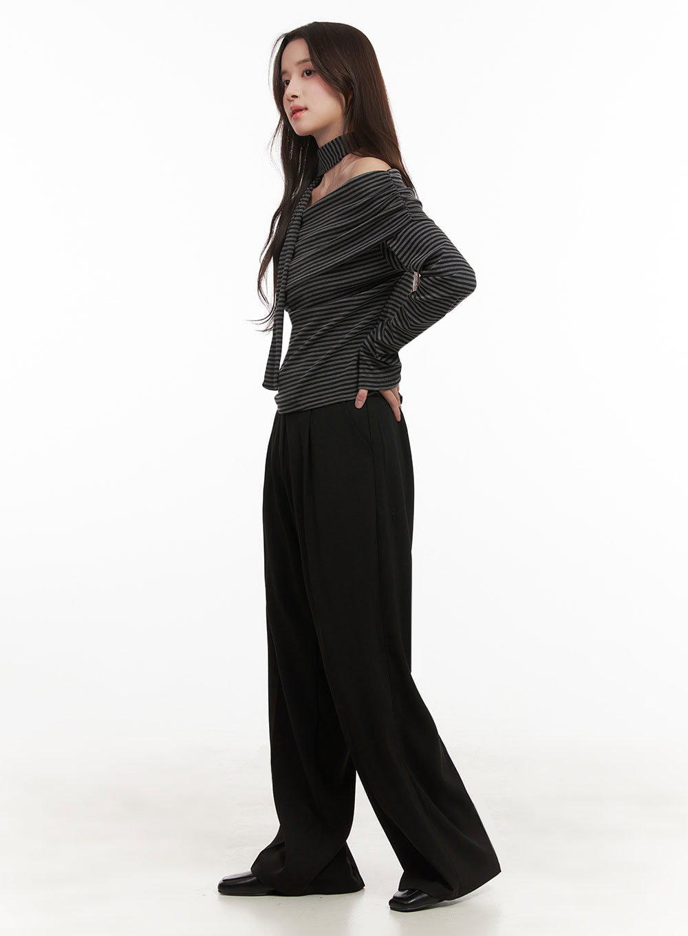 Striped Off-Shoulder Long-Sleeve Top IJ510