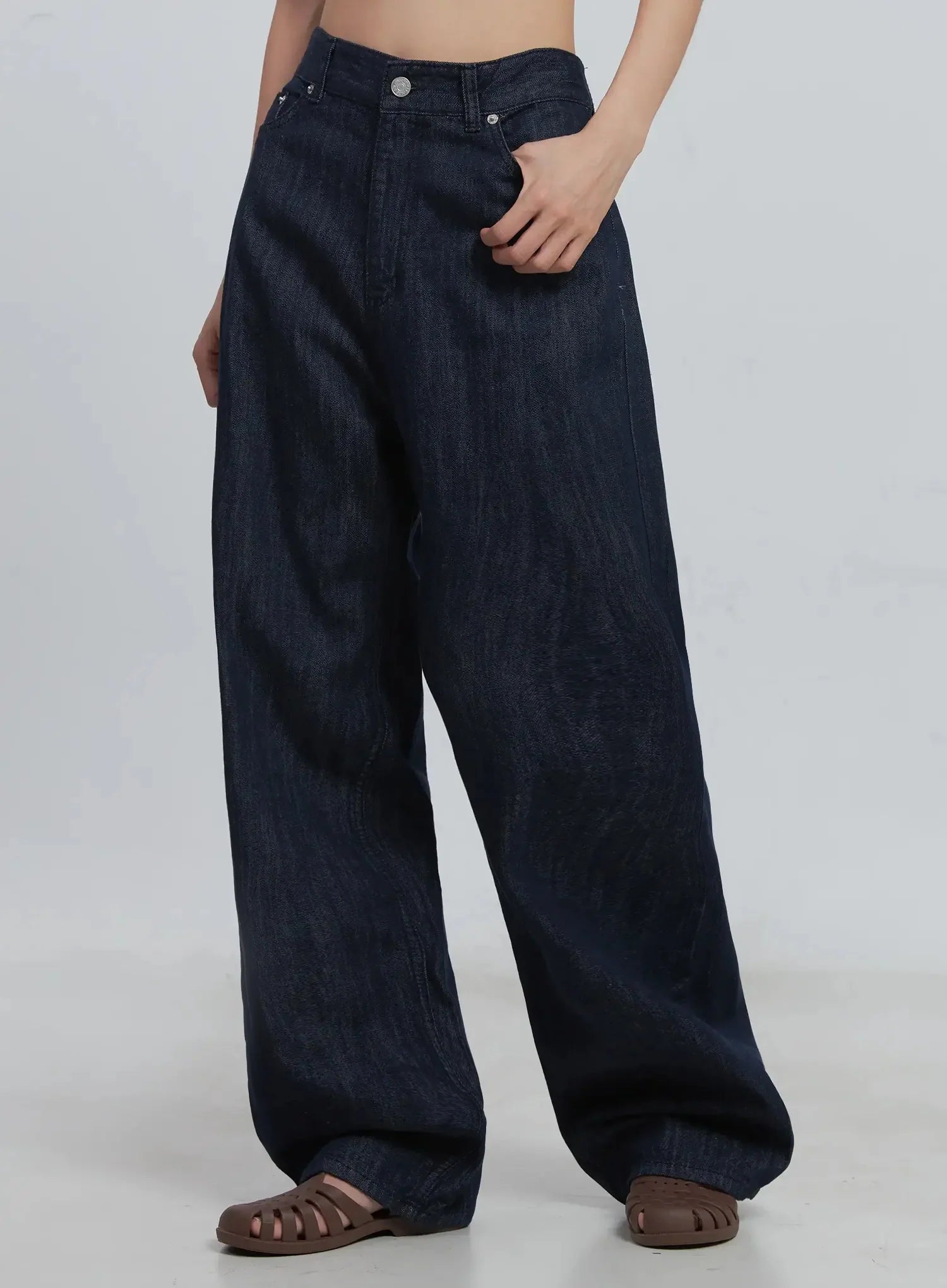 Catie Straight-Fit Jeans IU512