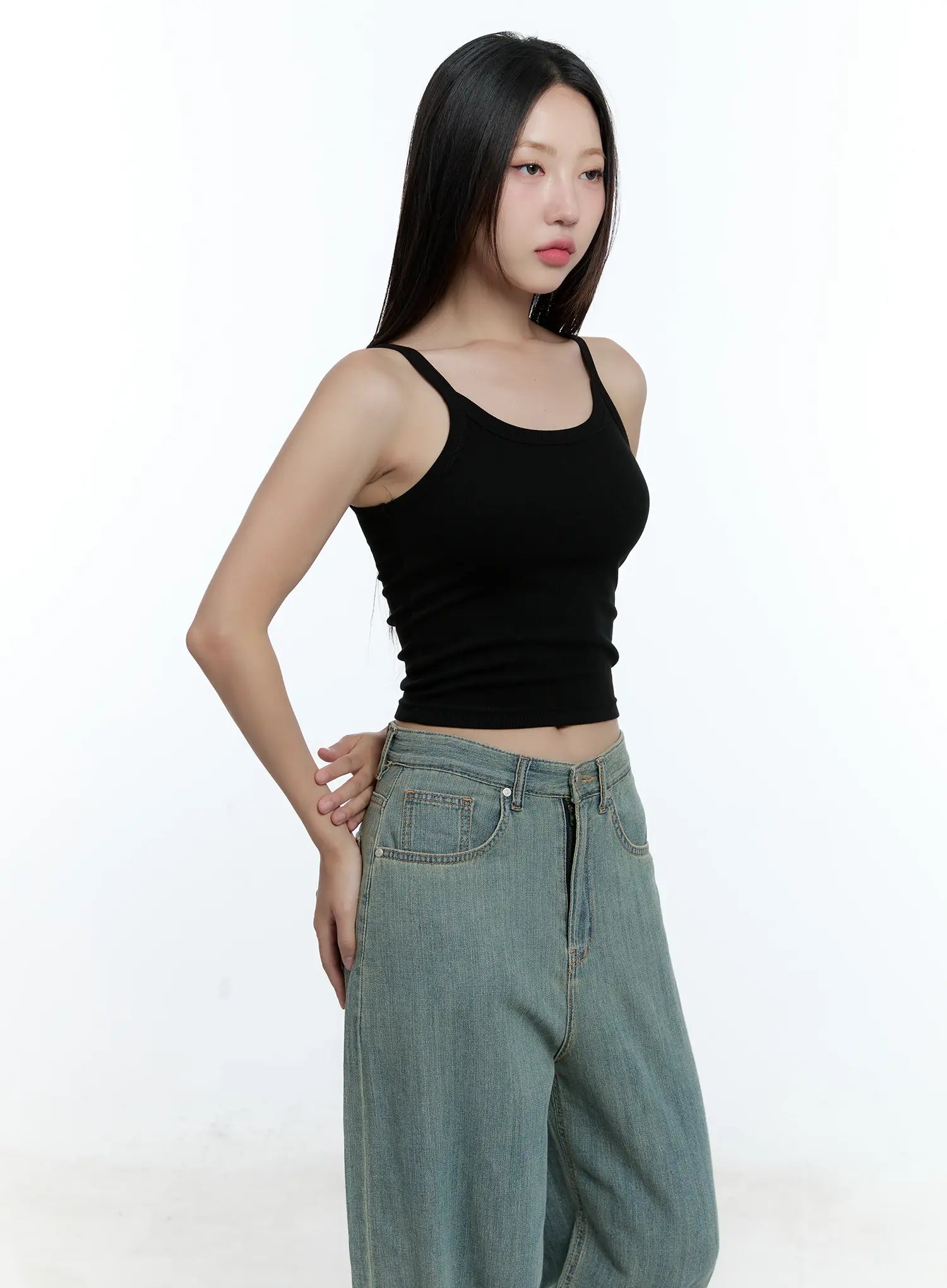 Slim-Fit Tank Top CU526