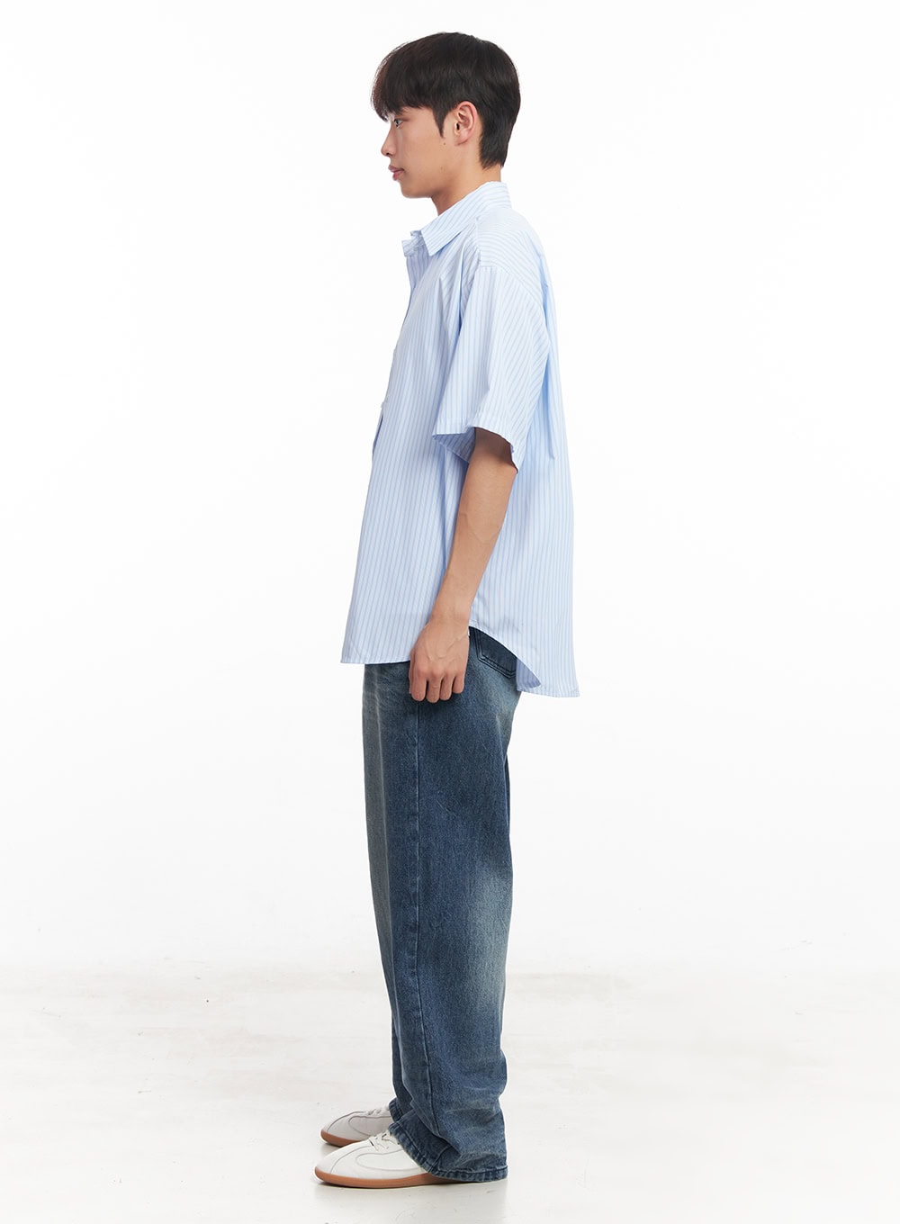 Men's Short Sleeve Buttoned Striped Shirt IA521