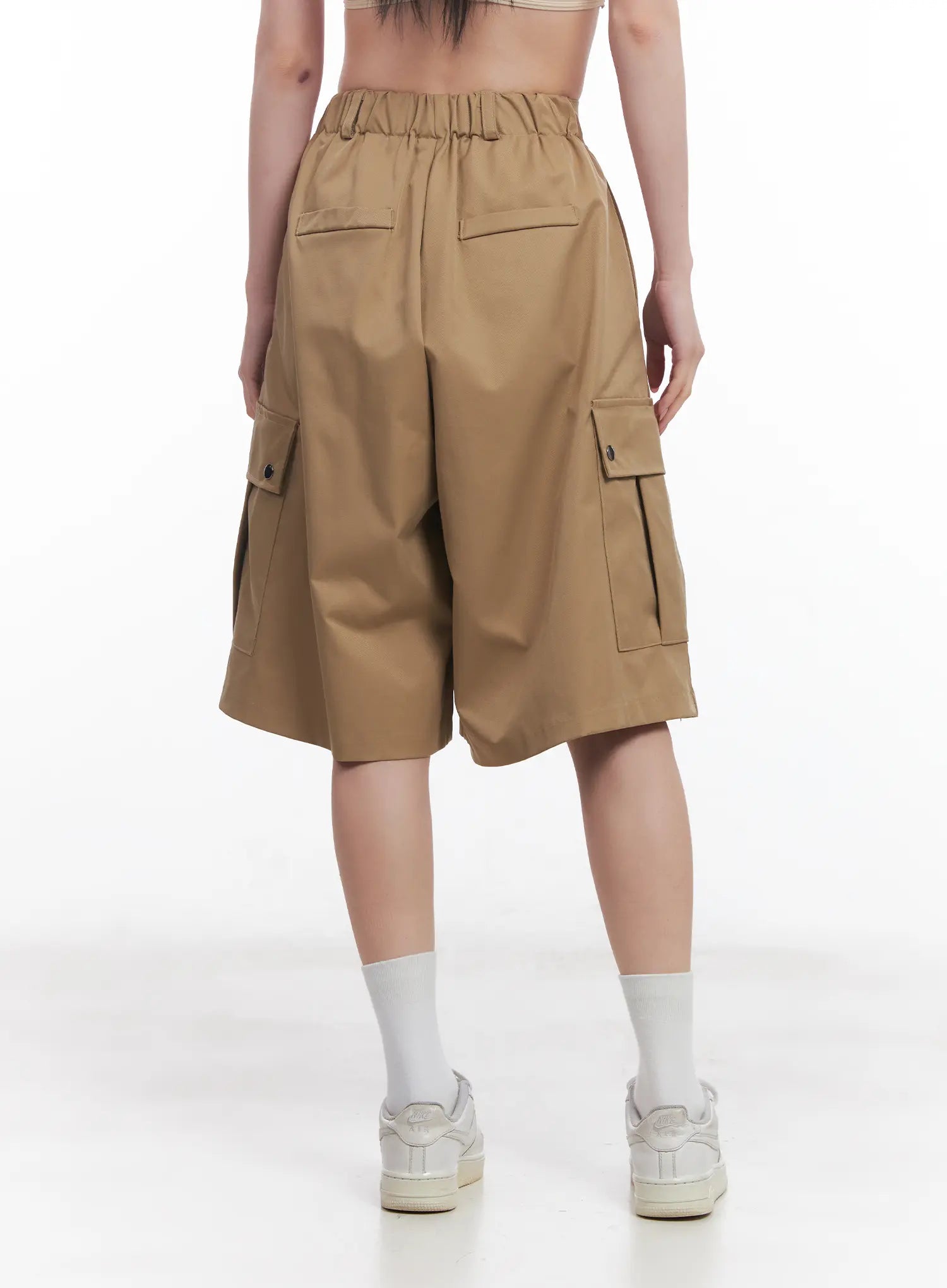 Wide-Leg Cargo Shorts CU510