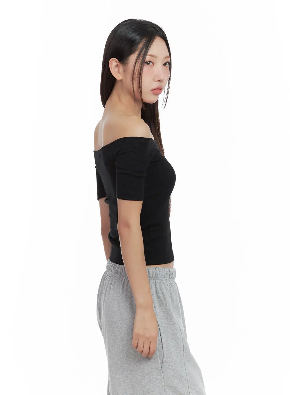 Slim Off-Shoulder Tee CL508