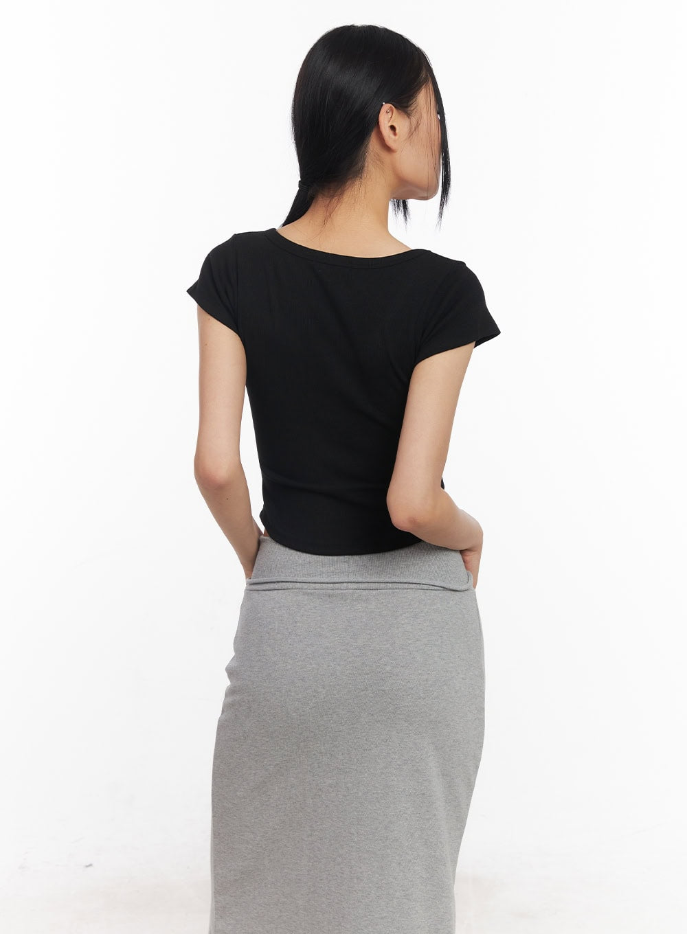 Essential U-Neck Crop Tee CY528