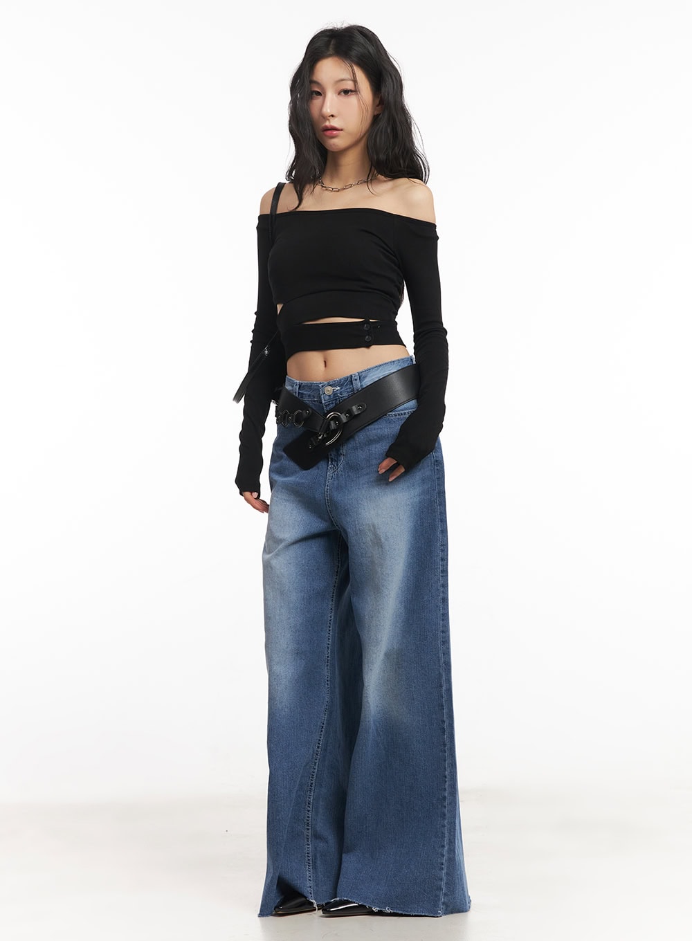 Jayn Distressed Flare Wide-Leg Jeans CA504