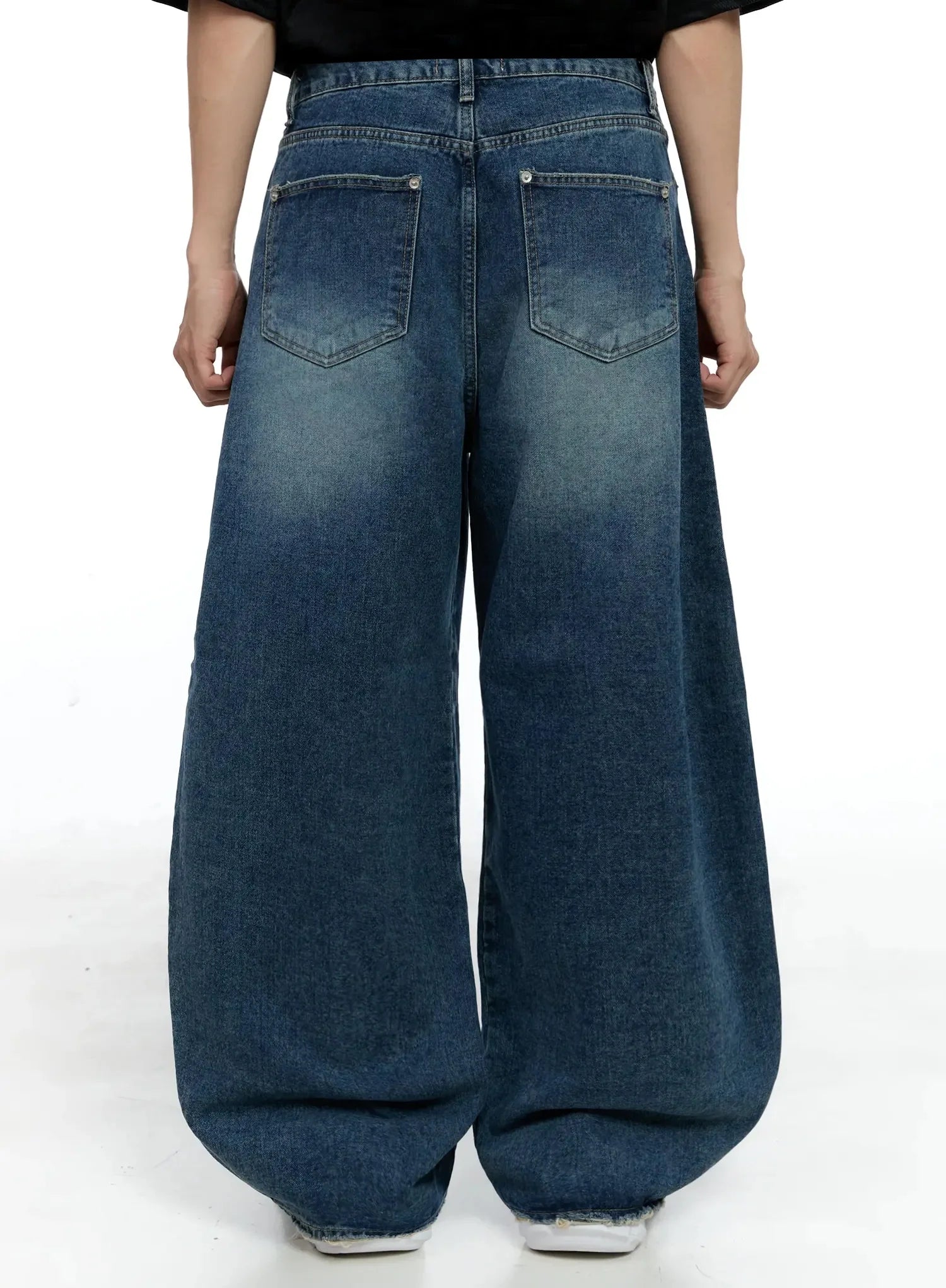 Men's Frayed Hem Baggy Jeans IG520