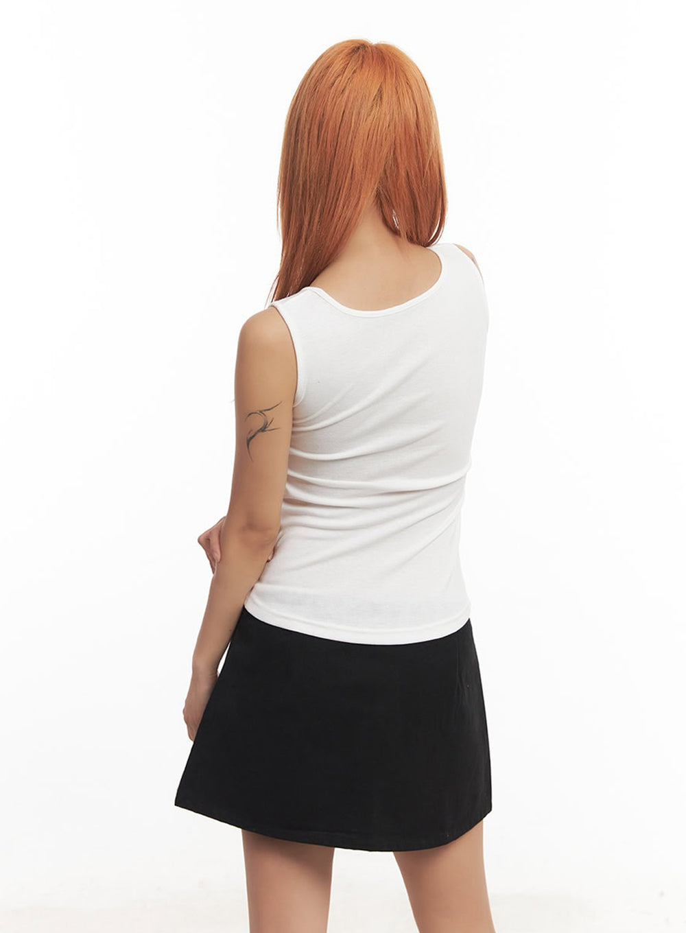 Essential U-Neck Tank Top IA517