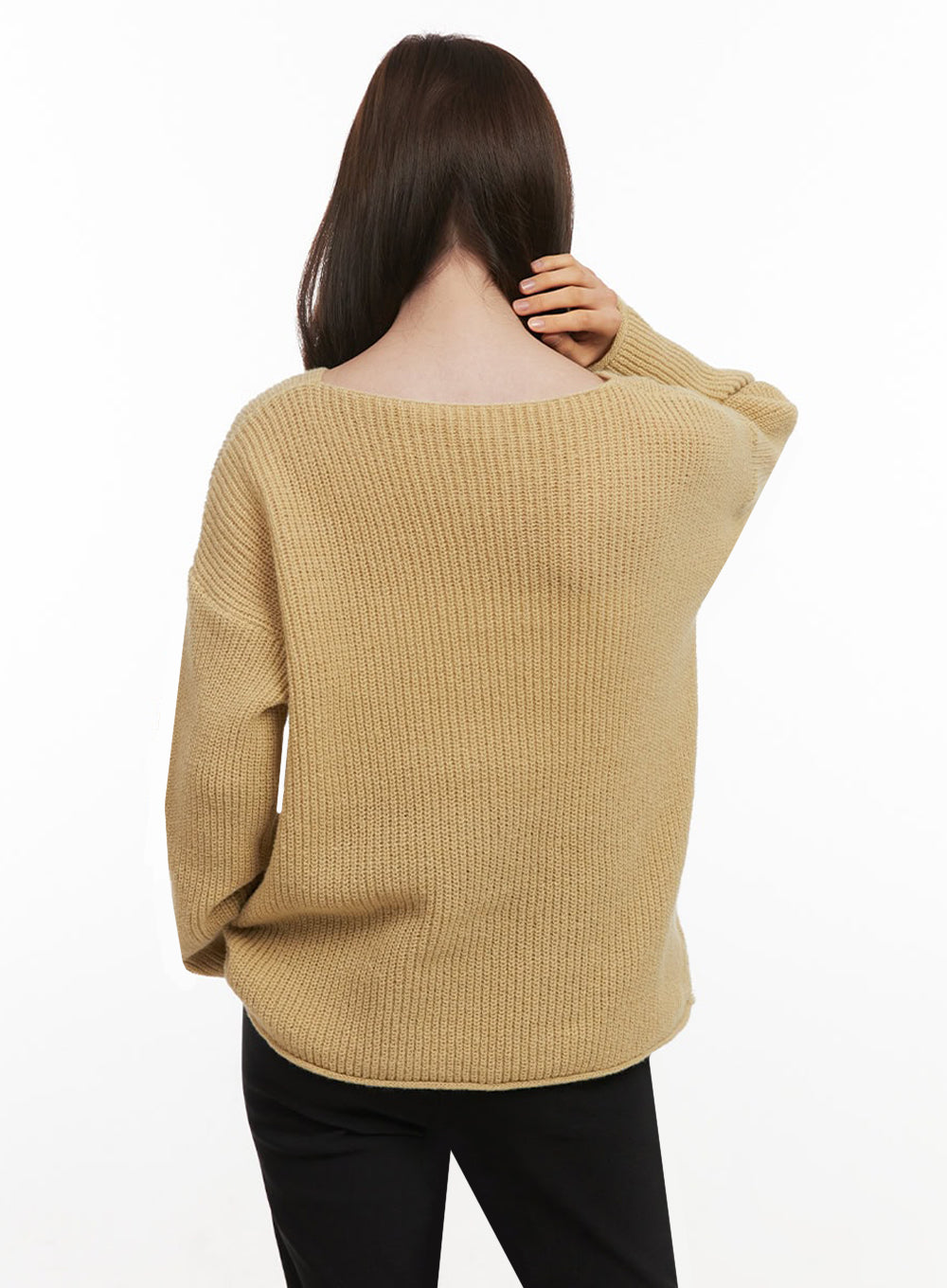 Relaxed-Fit V-Neck Sweater IF505