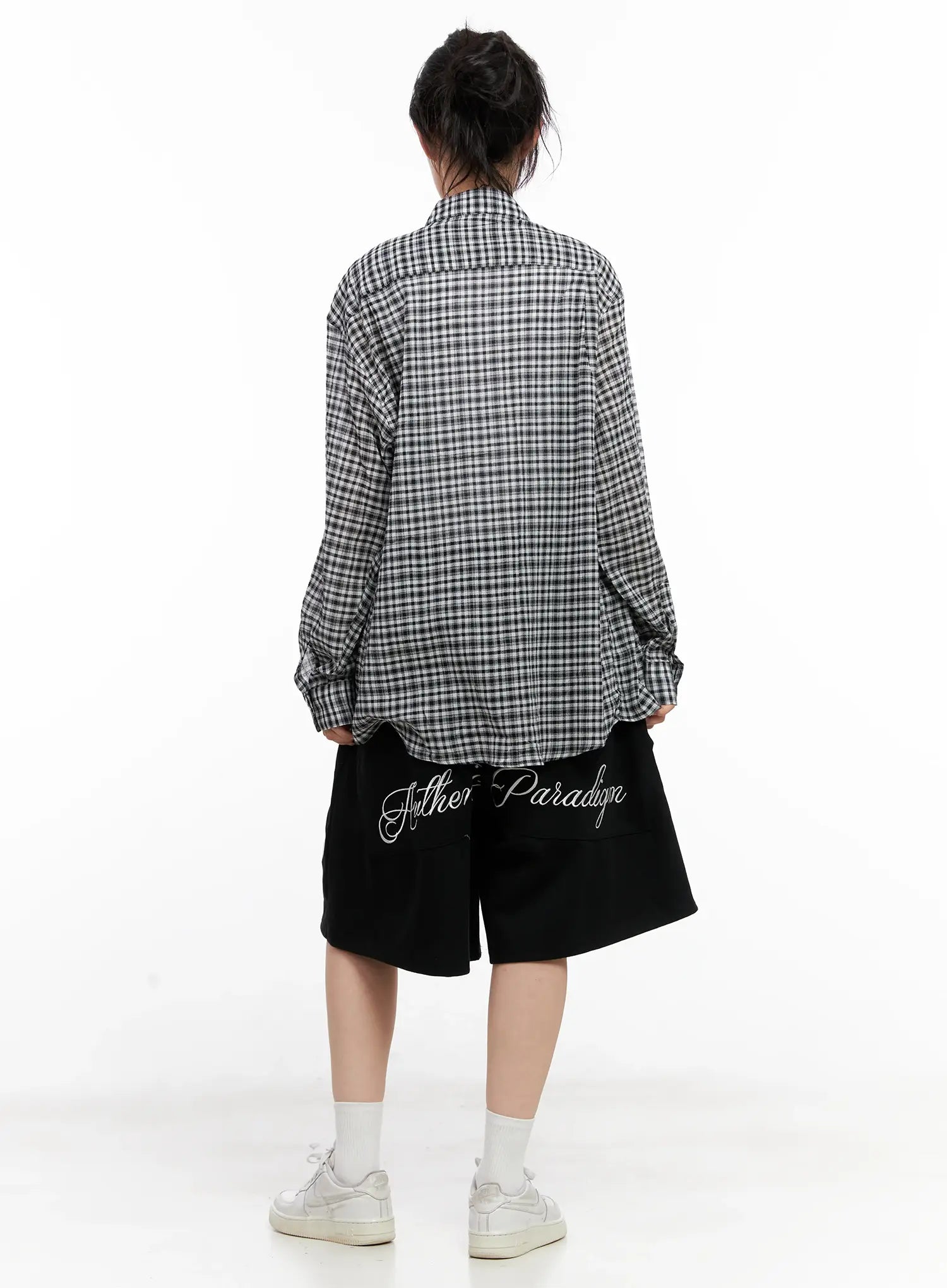 Oversized Plaid Button-Up Shirt CL528