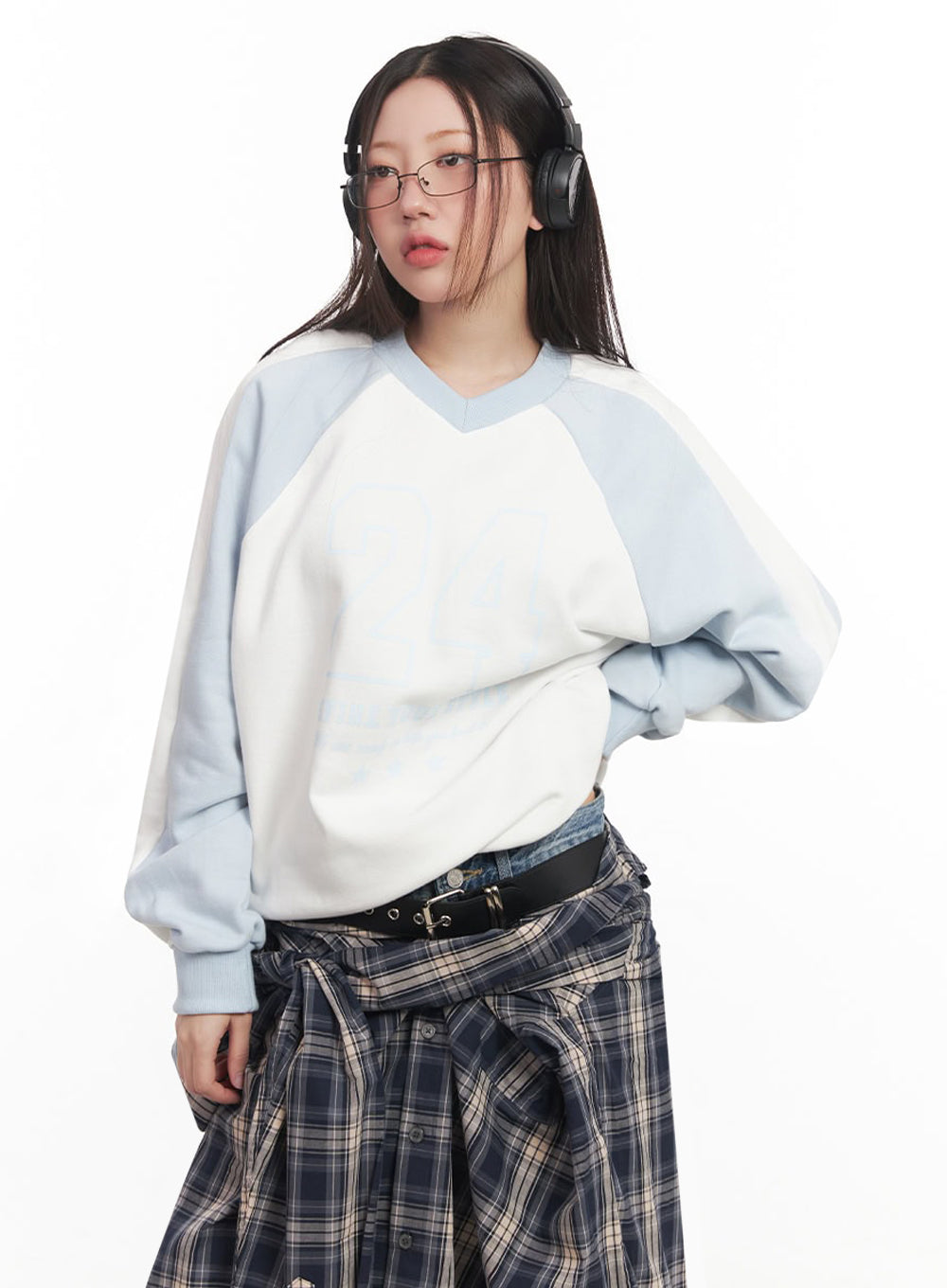 Graphic V-Neck Oversize Sweatshirt IM528