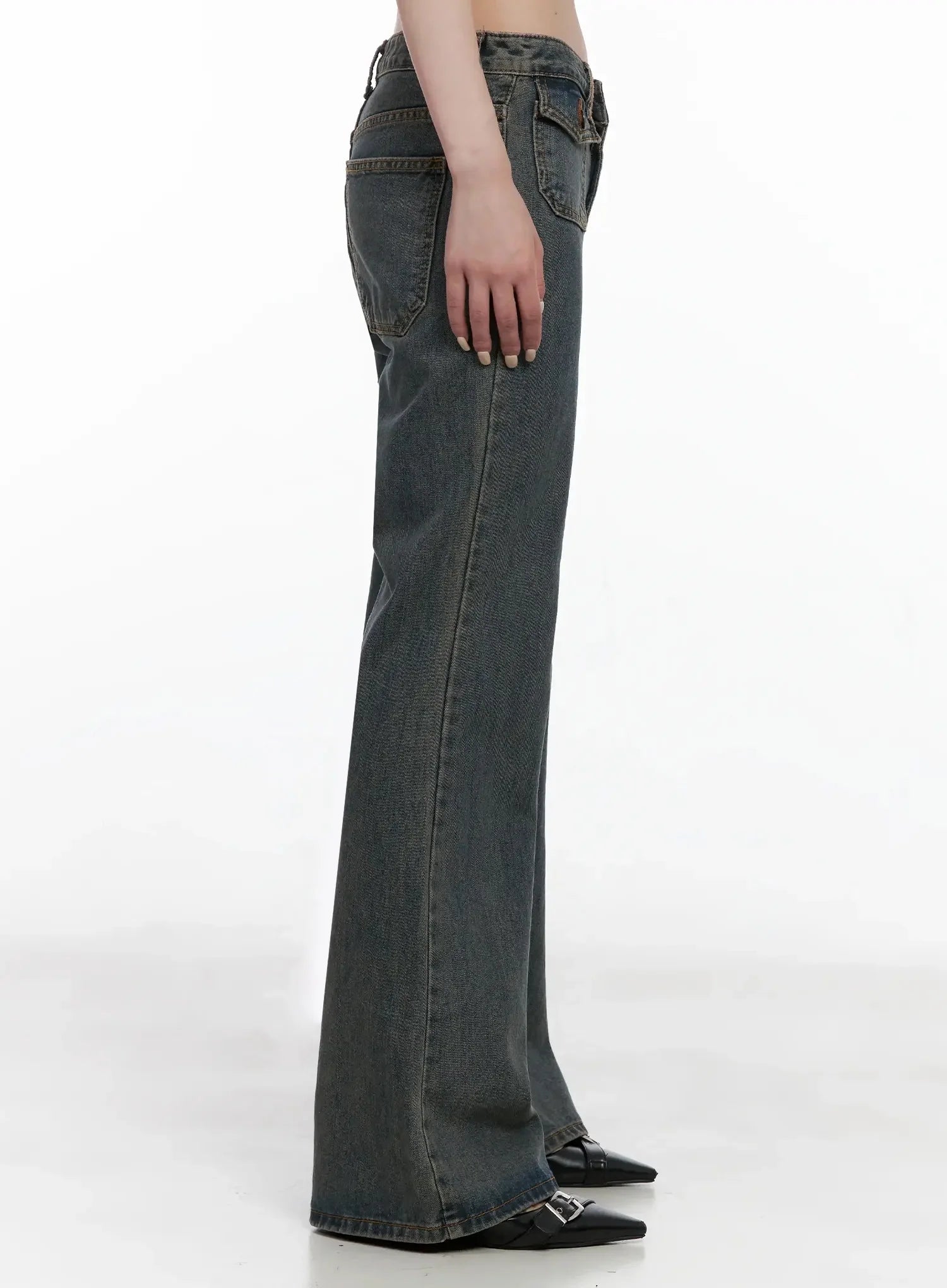Rayne Washed Flared Jeans IS508