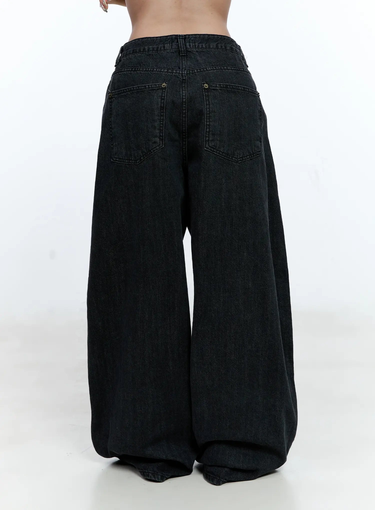 Wynter Star Embroidered Denim Jeans CG507