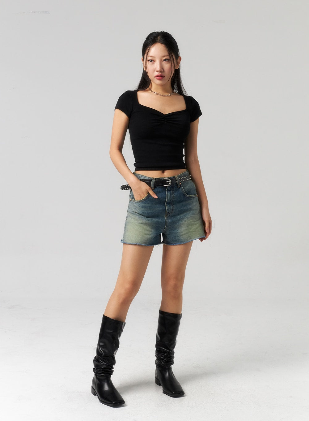Mid-Wash Denim Shorts CU327
