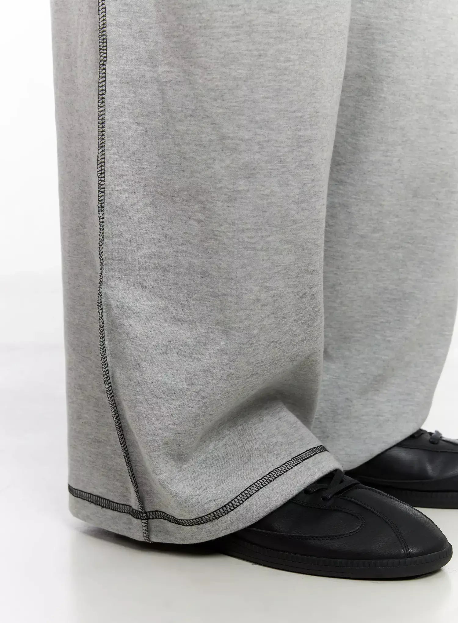 Men's Stitch Cargo Sweatpants IO516