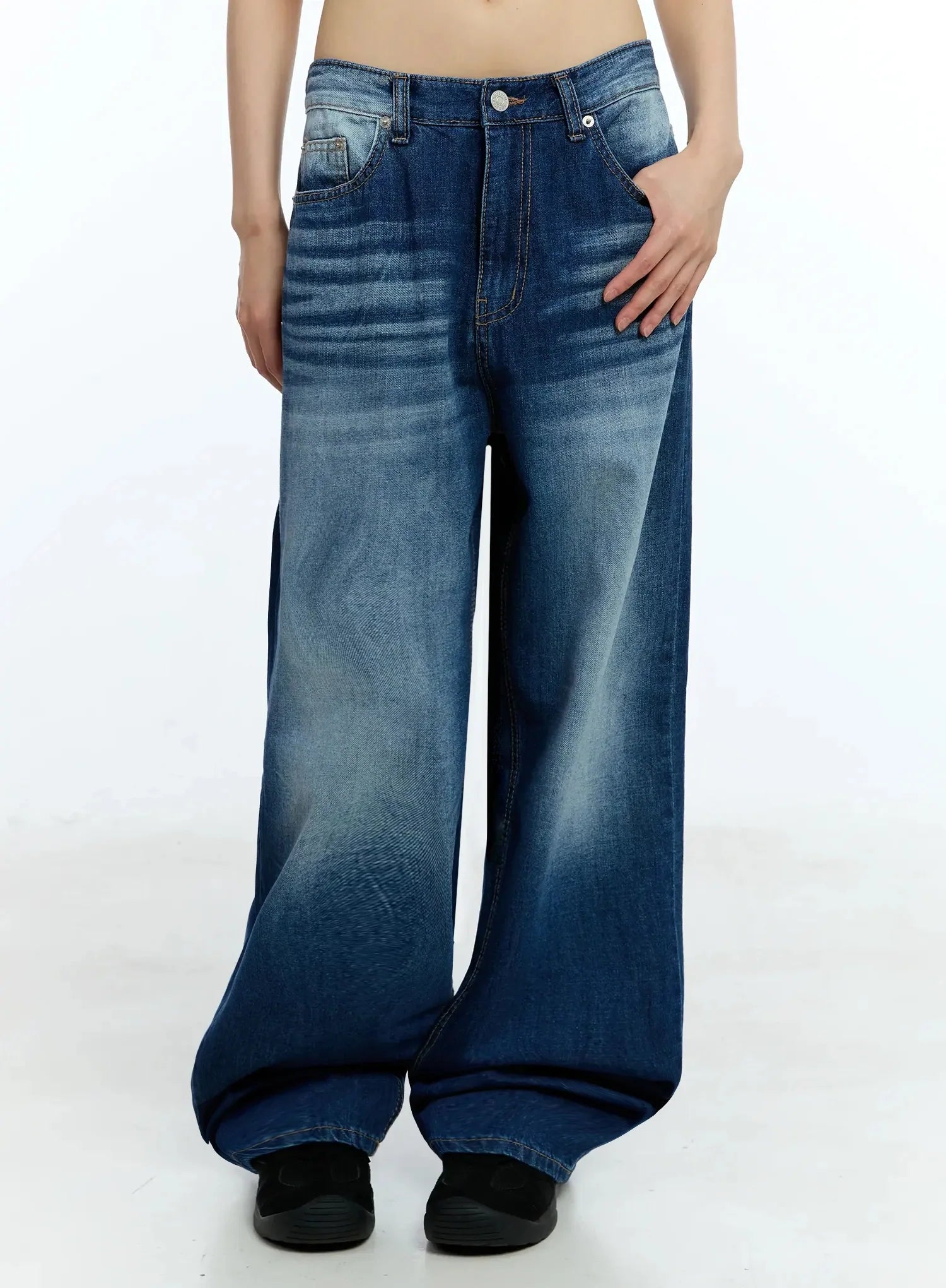 Yoonchae Washed Wide-Leg Jeans IU525