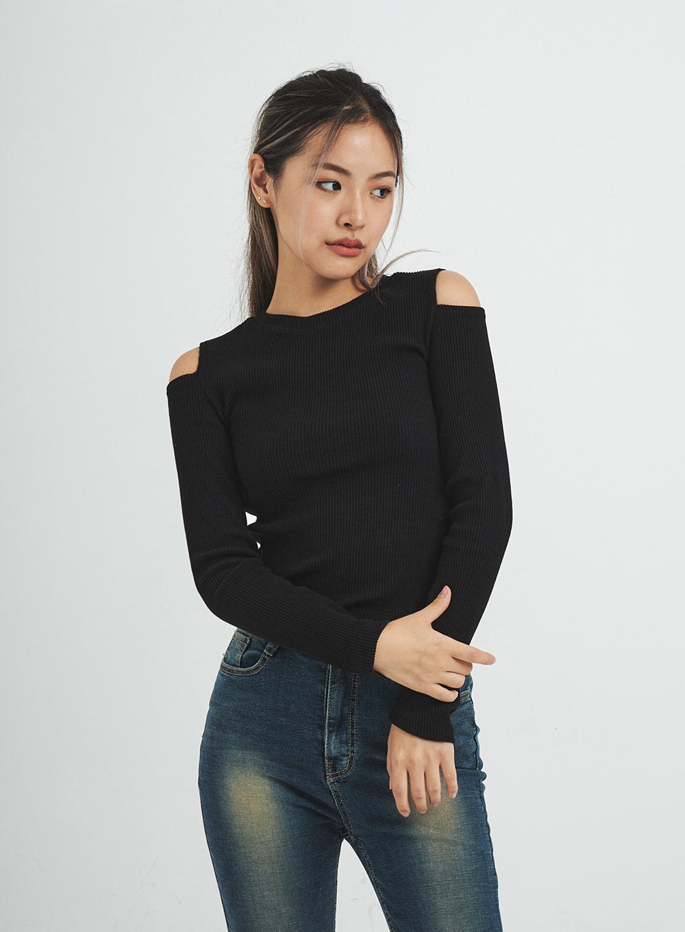 Livia Open Shoulder Long Sleeve Top CS15