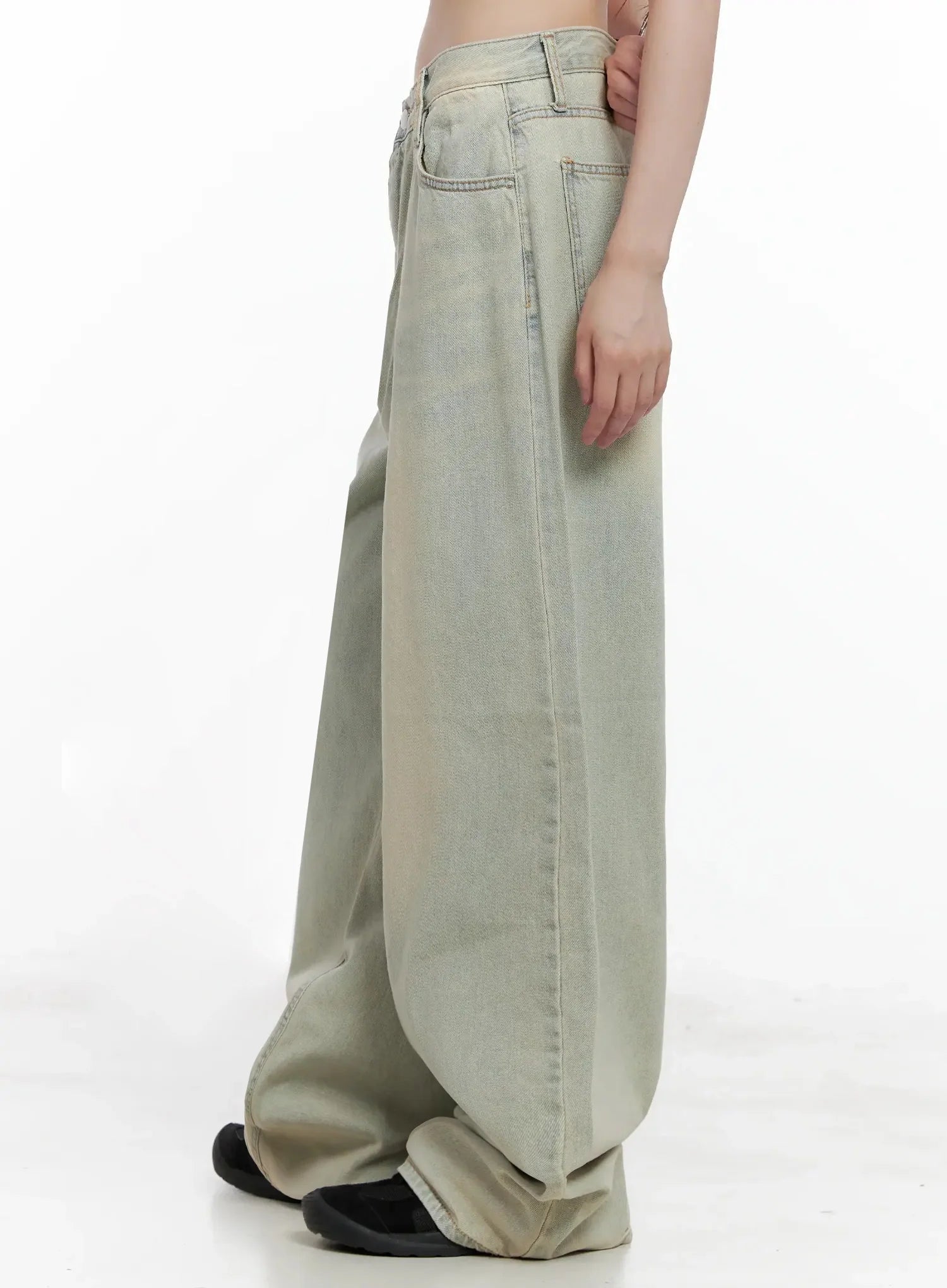 Xiaoting Vintage Style Wide-Leg Denim IL531