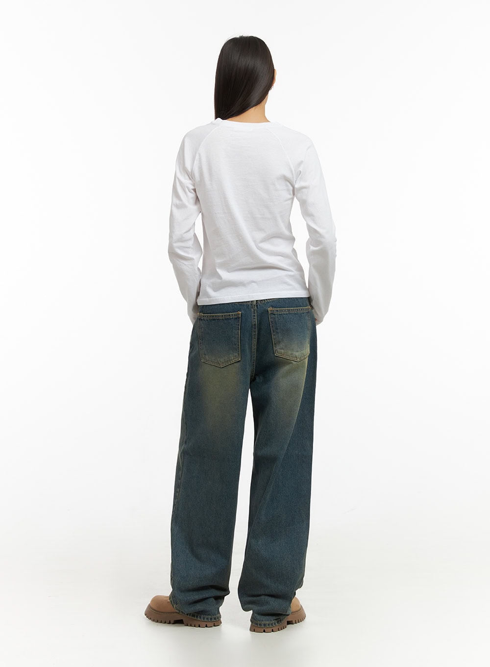 Anya Wide Fit Denim Jeans IO409