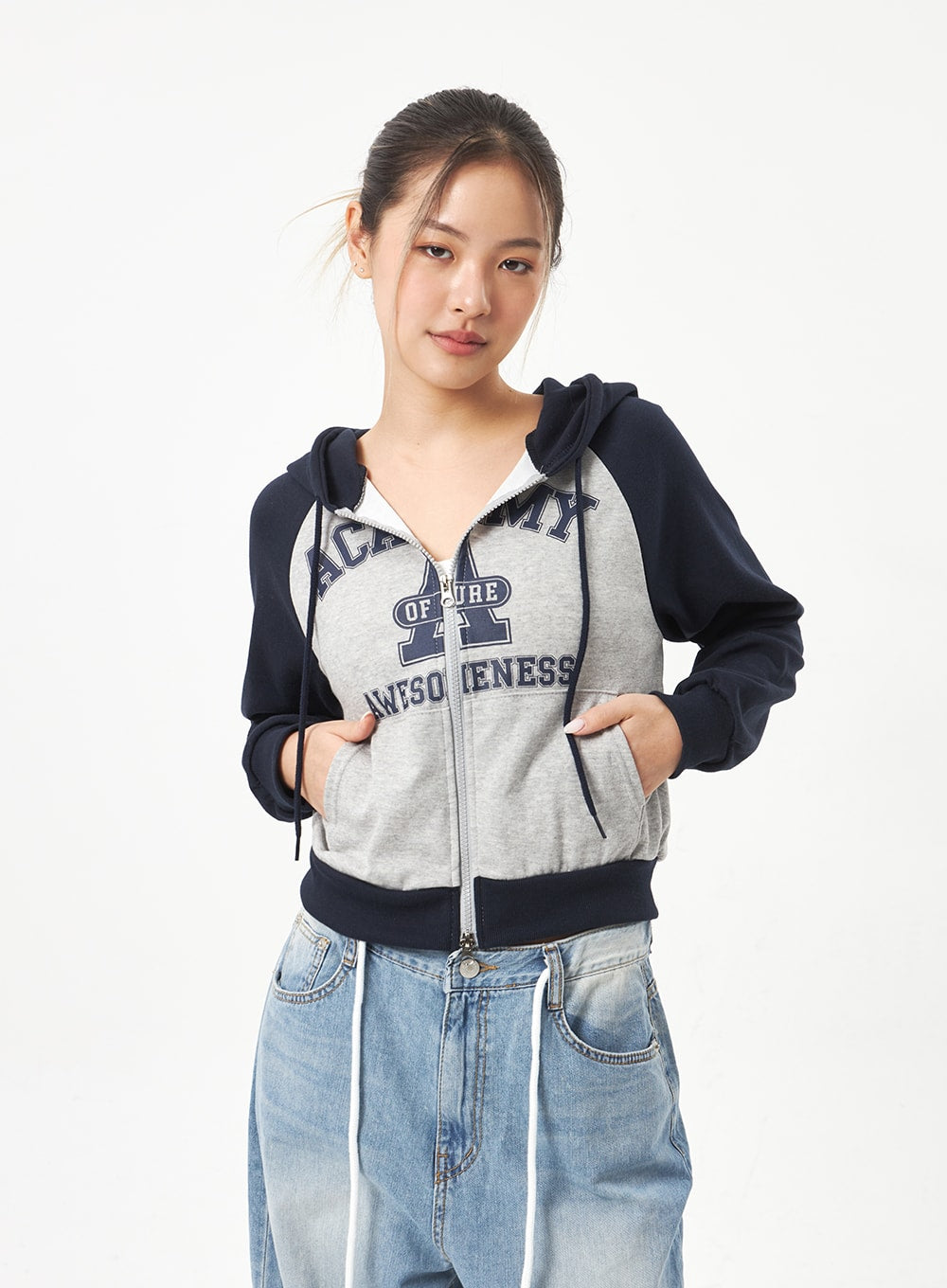 Graphic Zip-Up Hoodie CA318