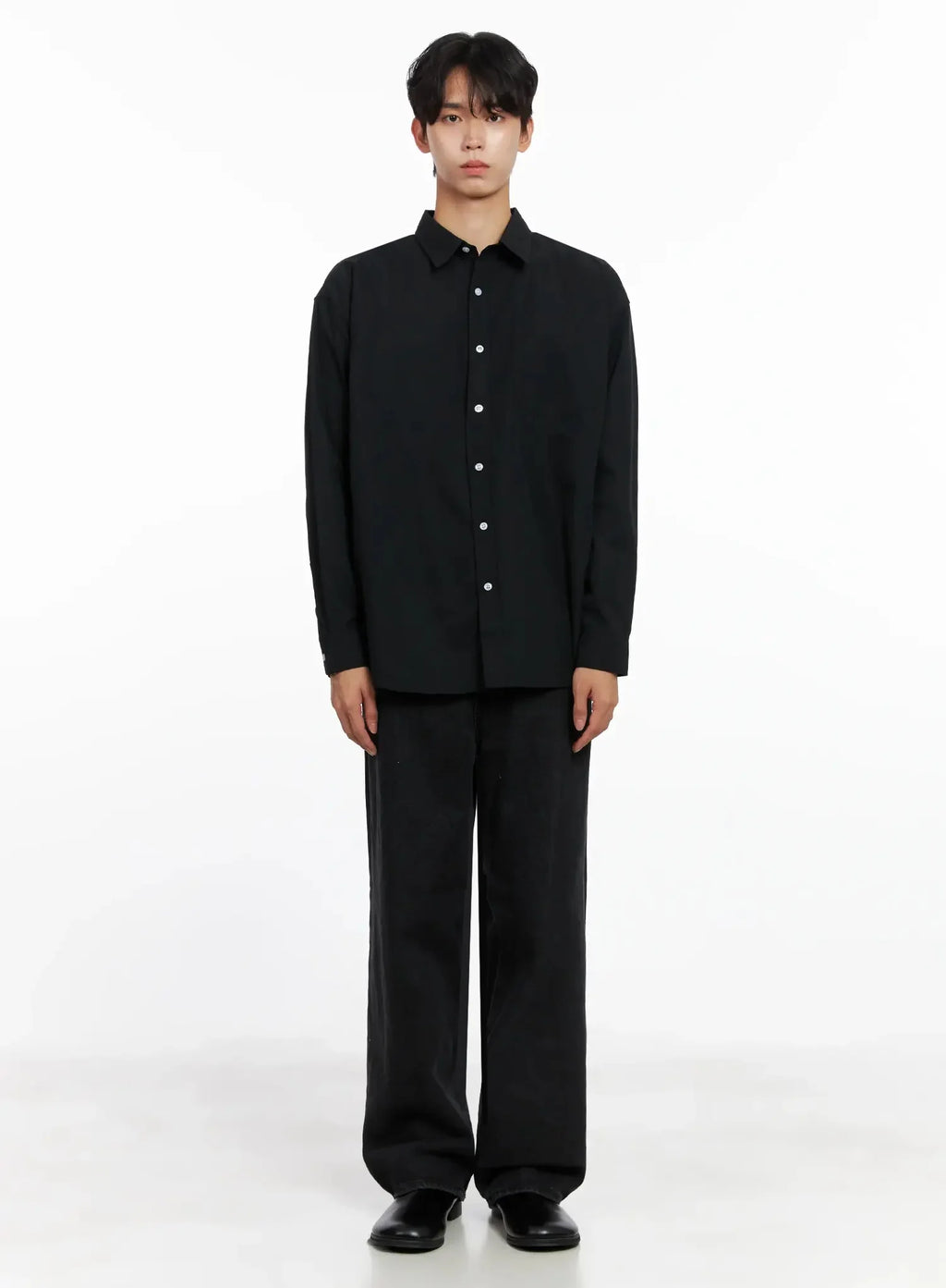 Men's Classic Button-Up Shirt IO517