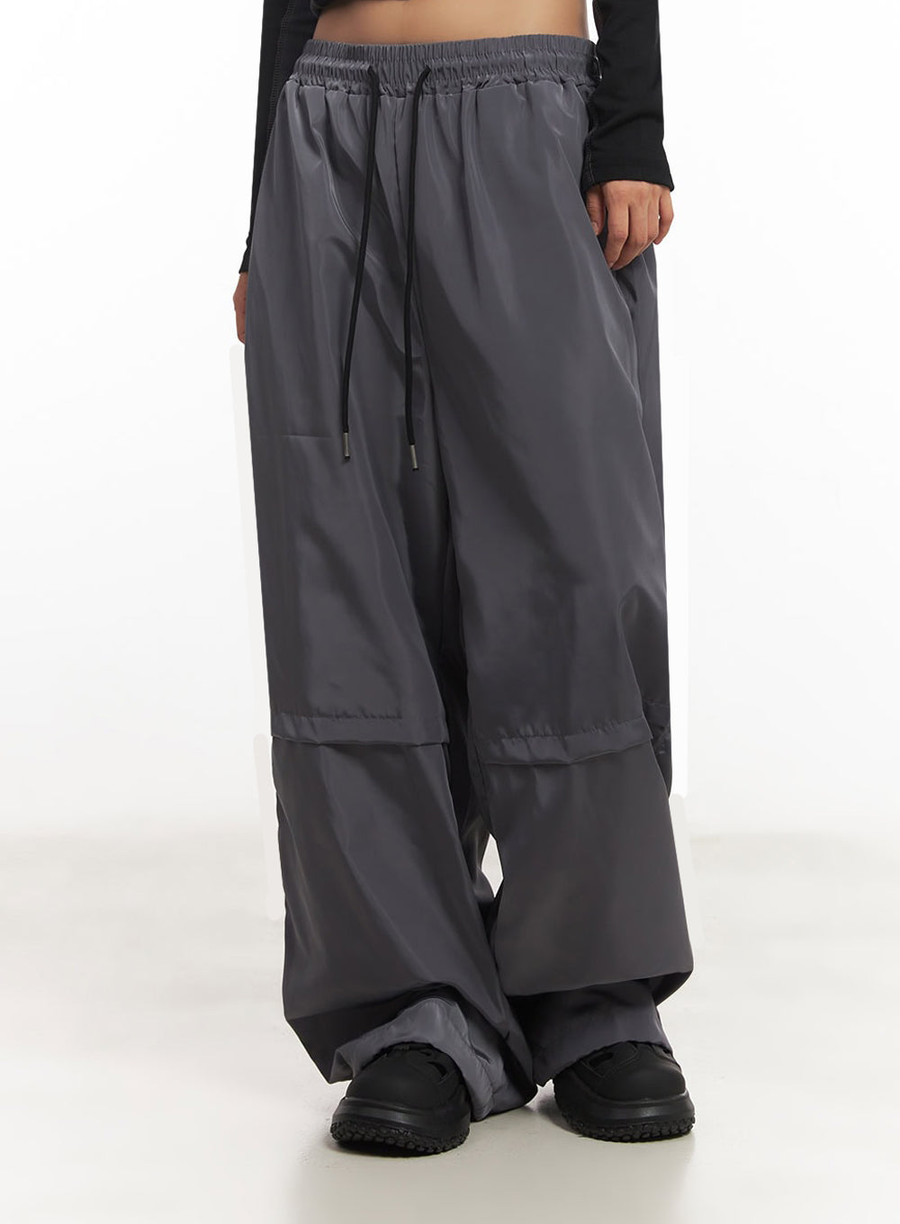 Pintuck Wide-Leg Windbreaker Trackpants IA517
