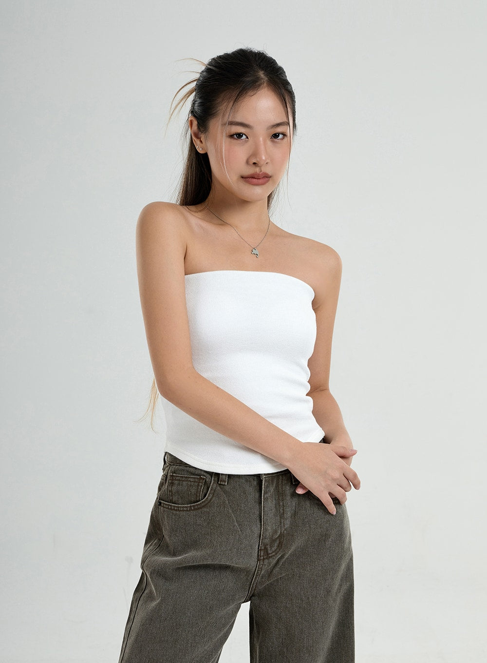 Off-Shoulder Semi Crop Top CO28
