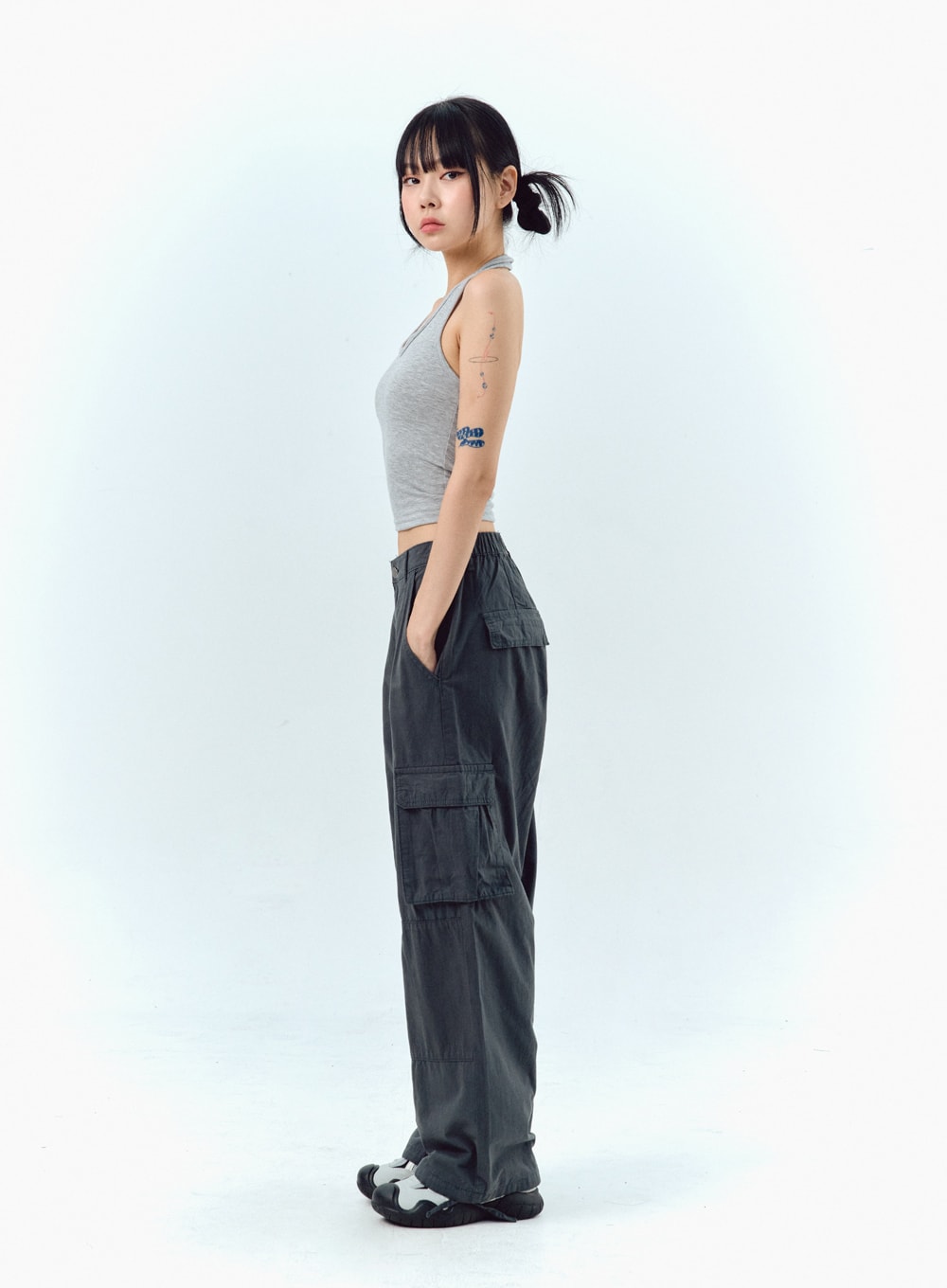 Halter Neck Cropped Top IG304