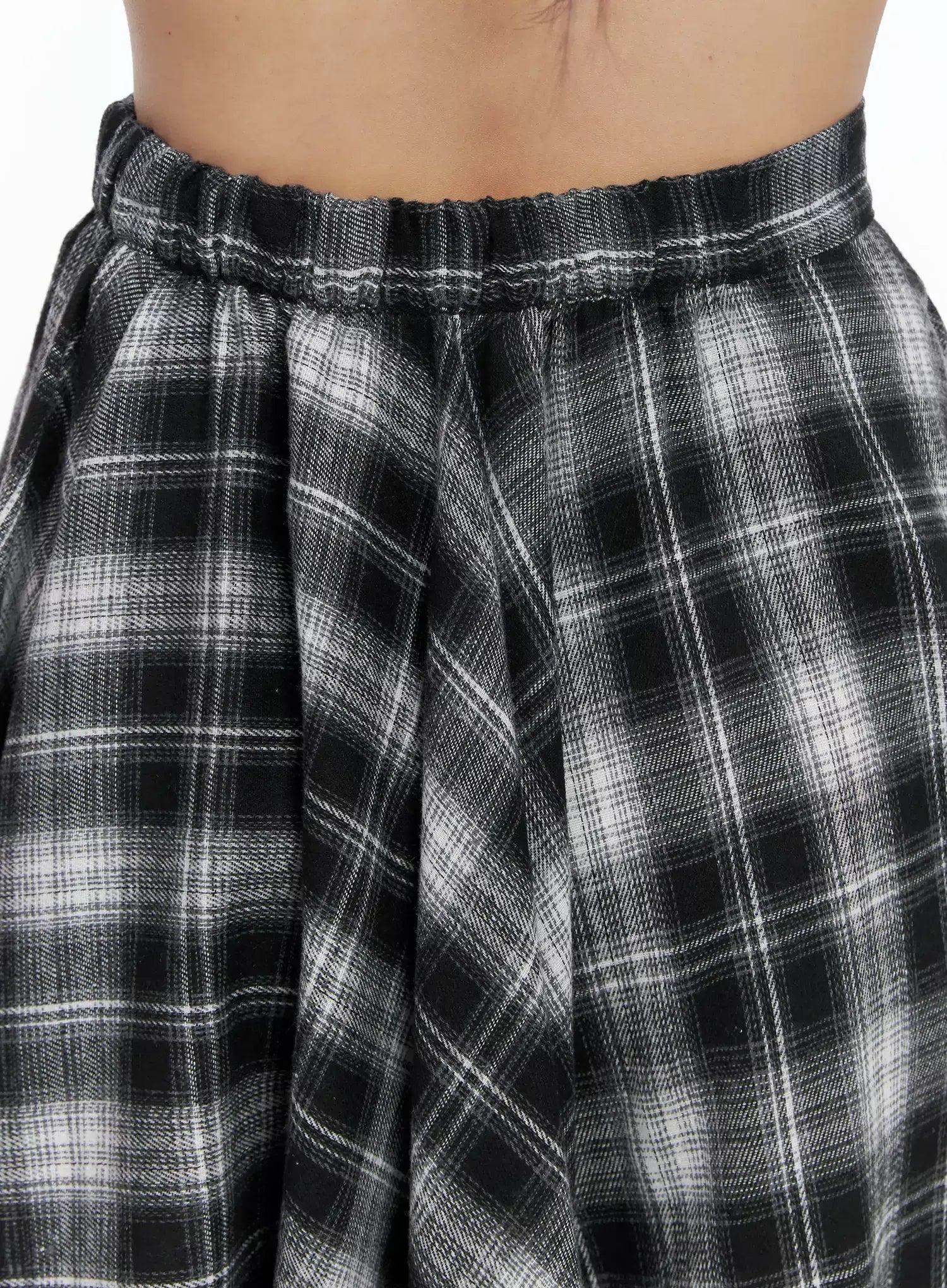 Asymmetrical Checkered Layered SkirtIG527