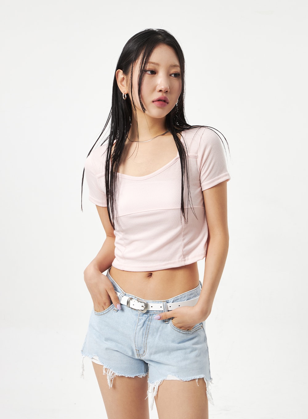 Heart Neck Cropped Tee CA320