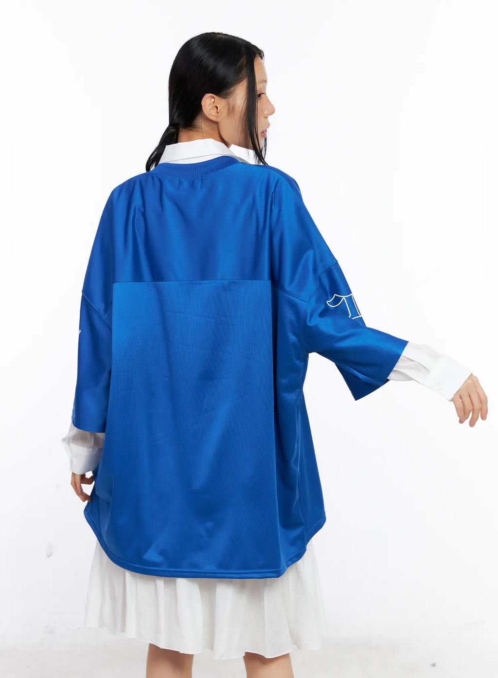 Oversized V-Neck Graphic Tee CL529