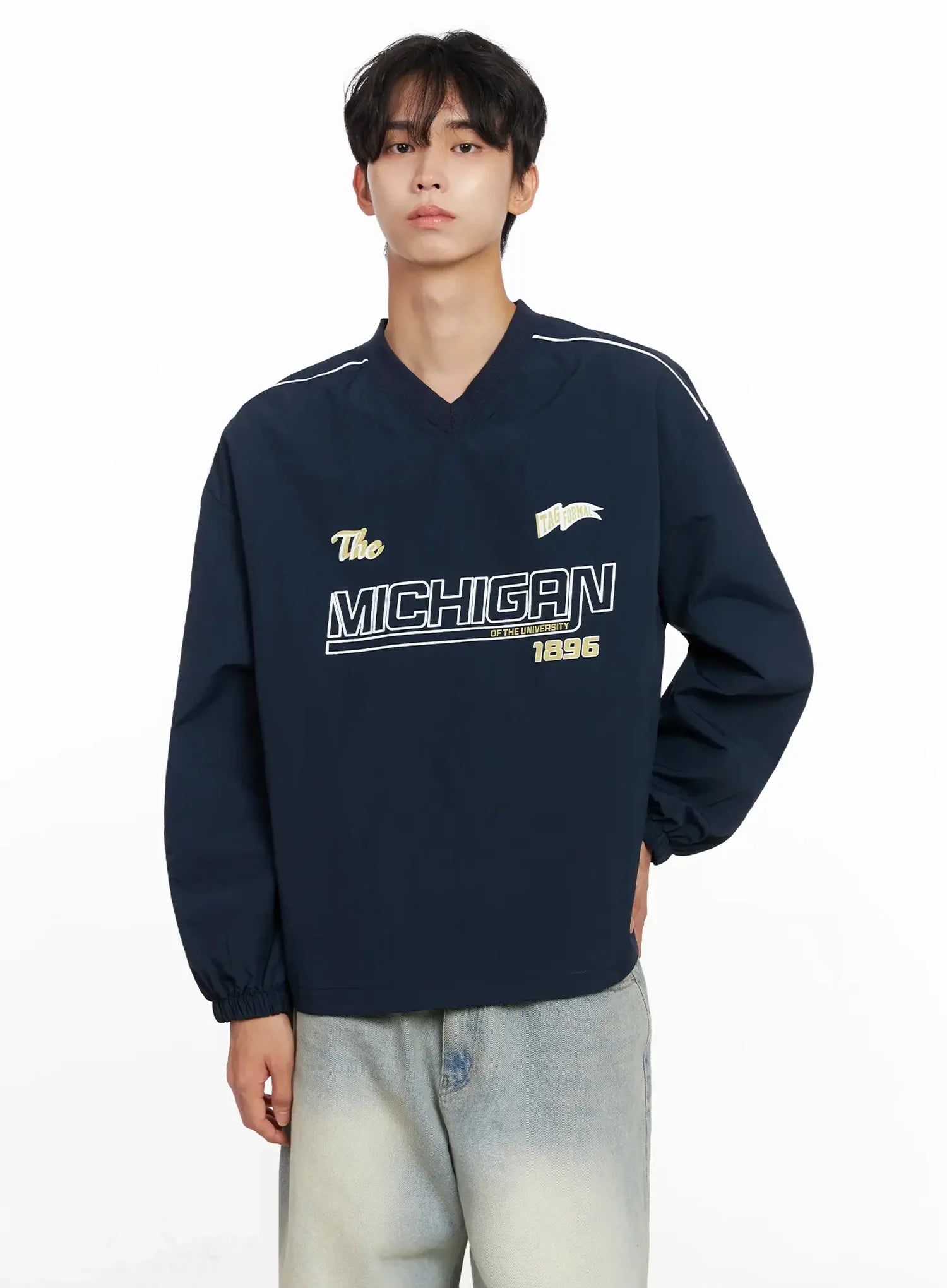 Men's V-Neck Lettering Windbreak Pullover IO517