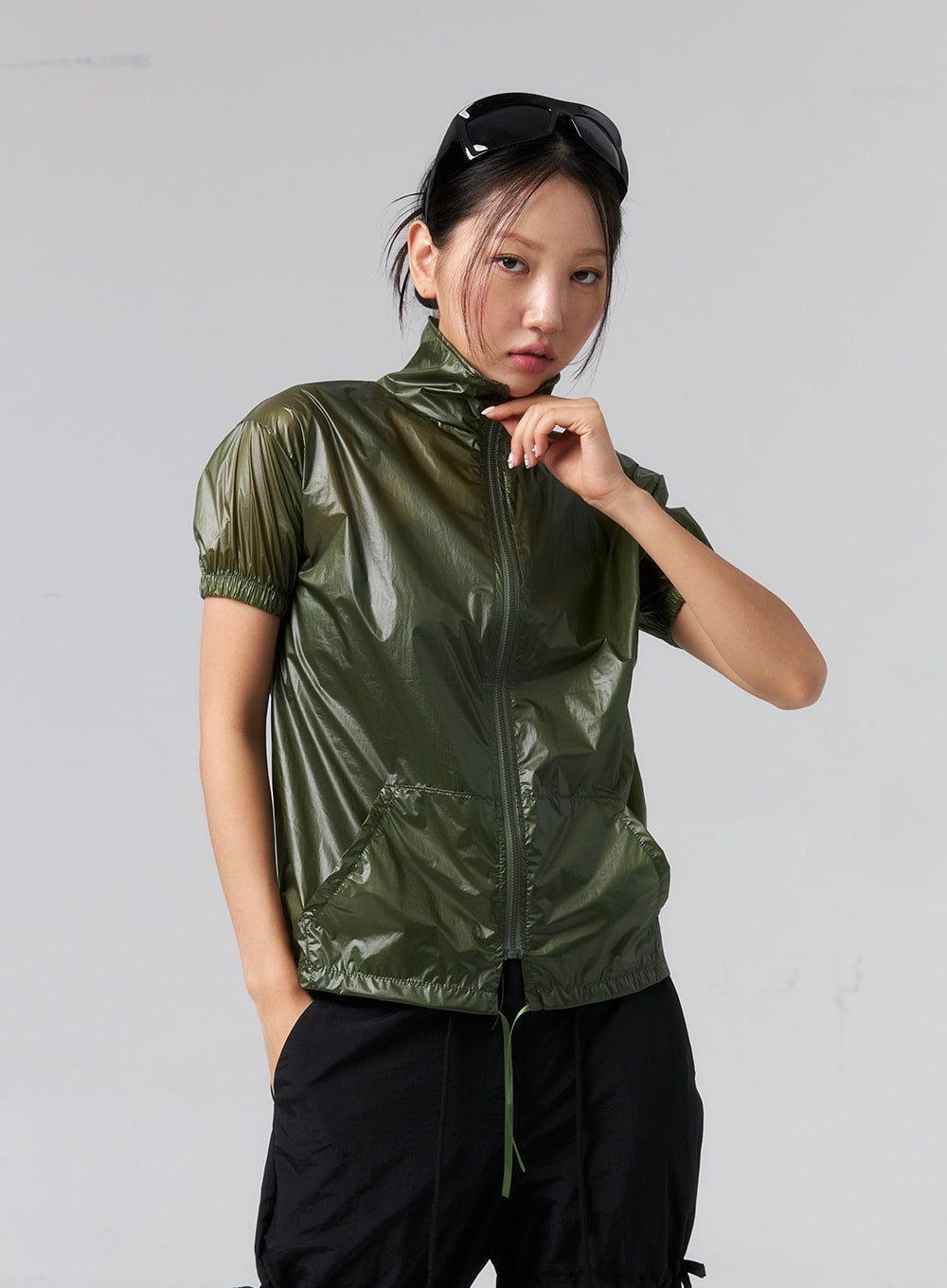 Short Sleeve Nylon Zip-Up CL319