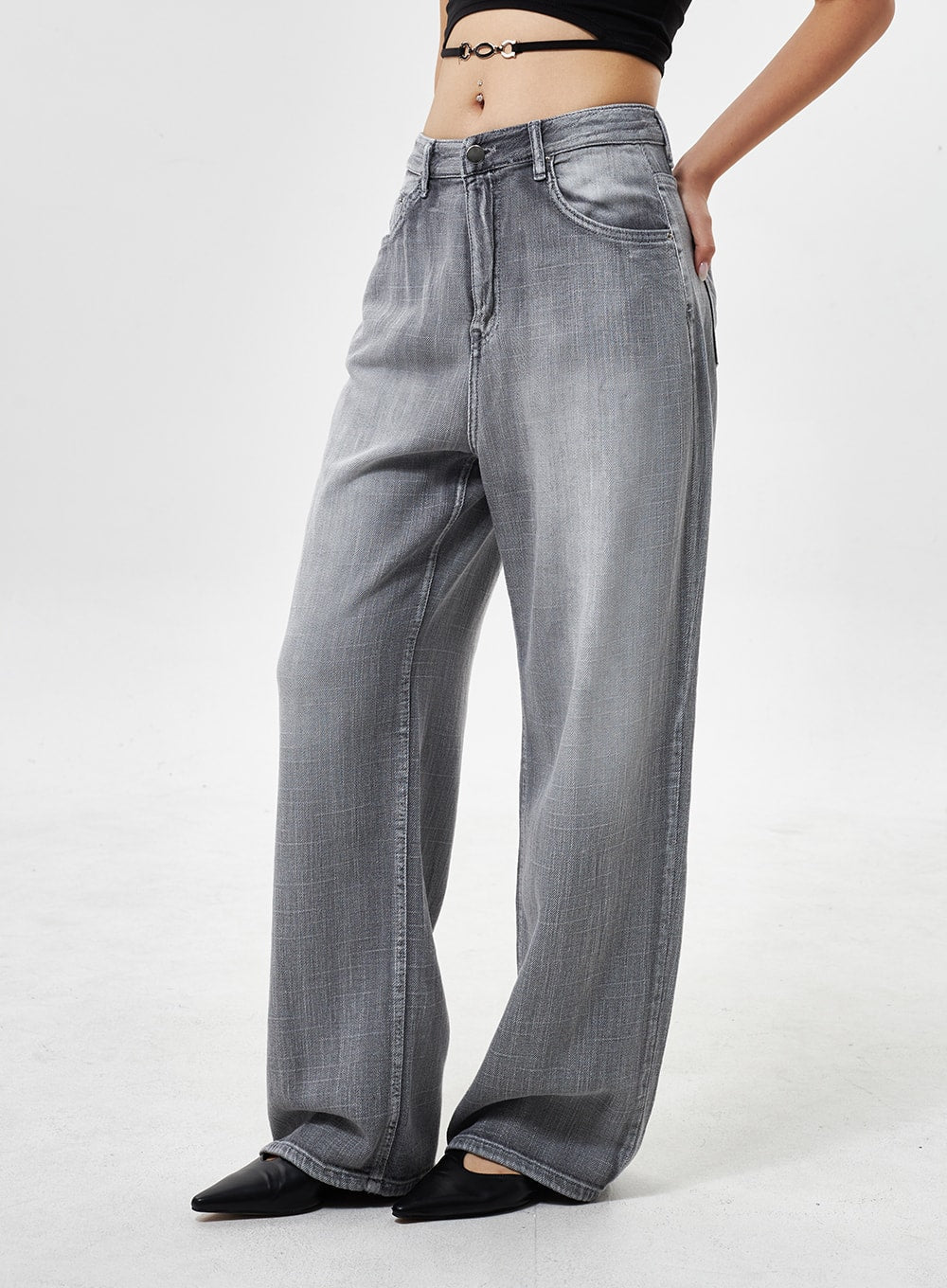 Mid-Rise Wide Leg Jeans CY330