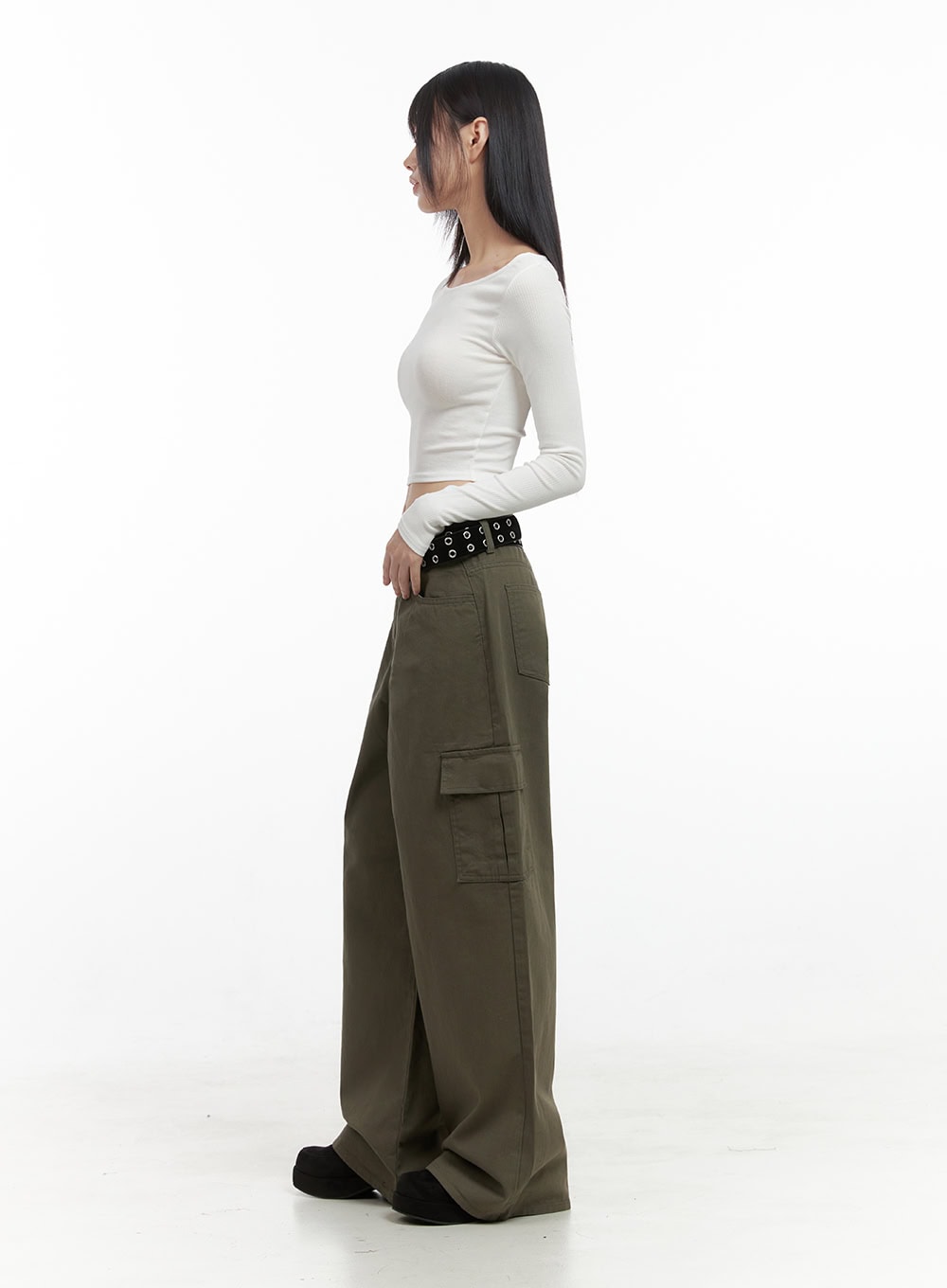 Long-Sleeve Slim Crop Top IO430